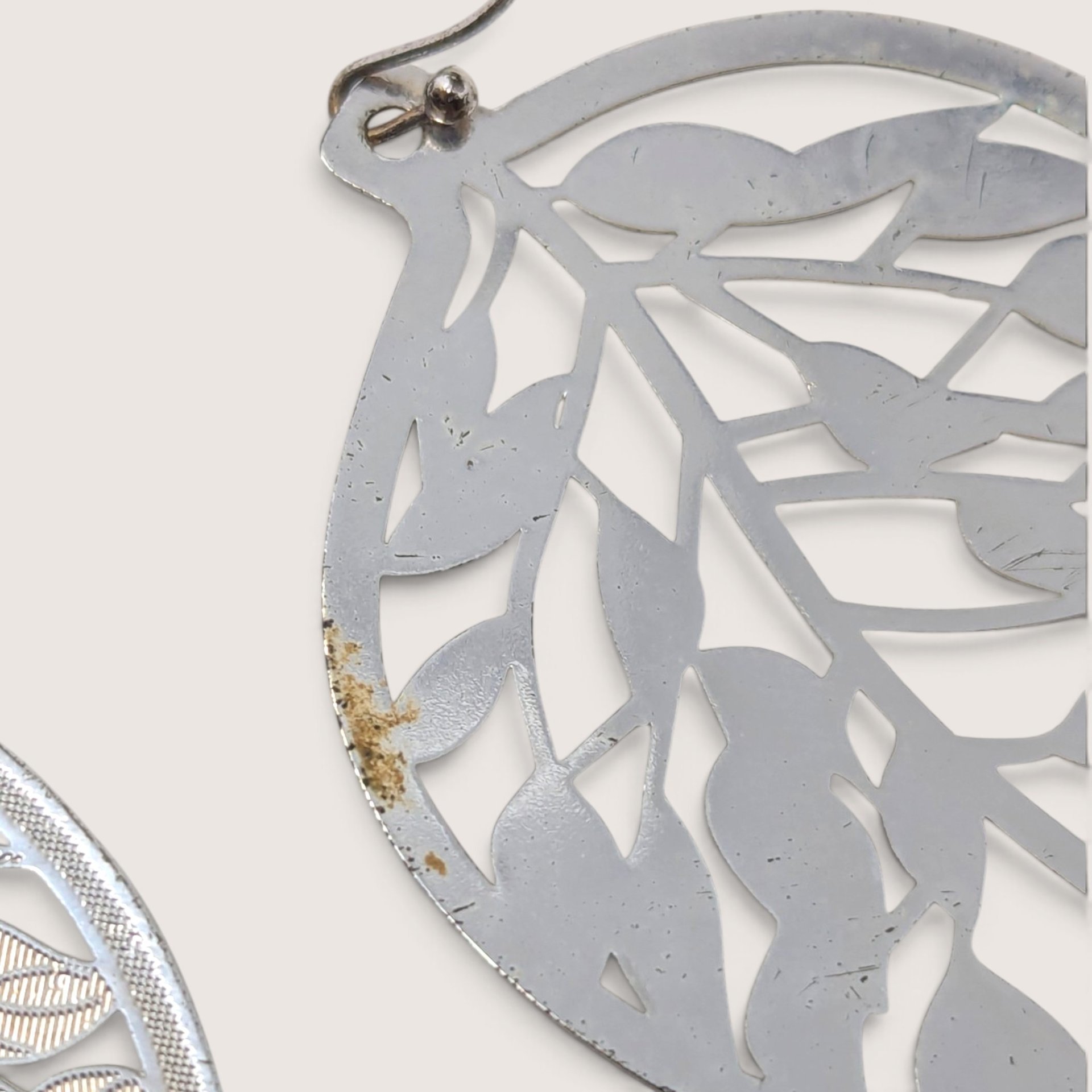Vintage JC Penney Cutout Leaf Silver Tone Earrings