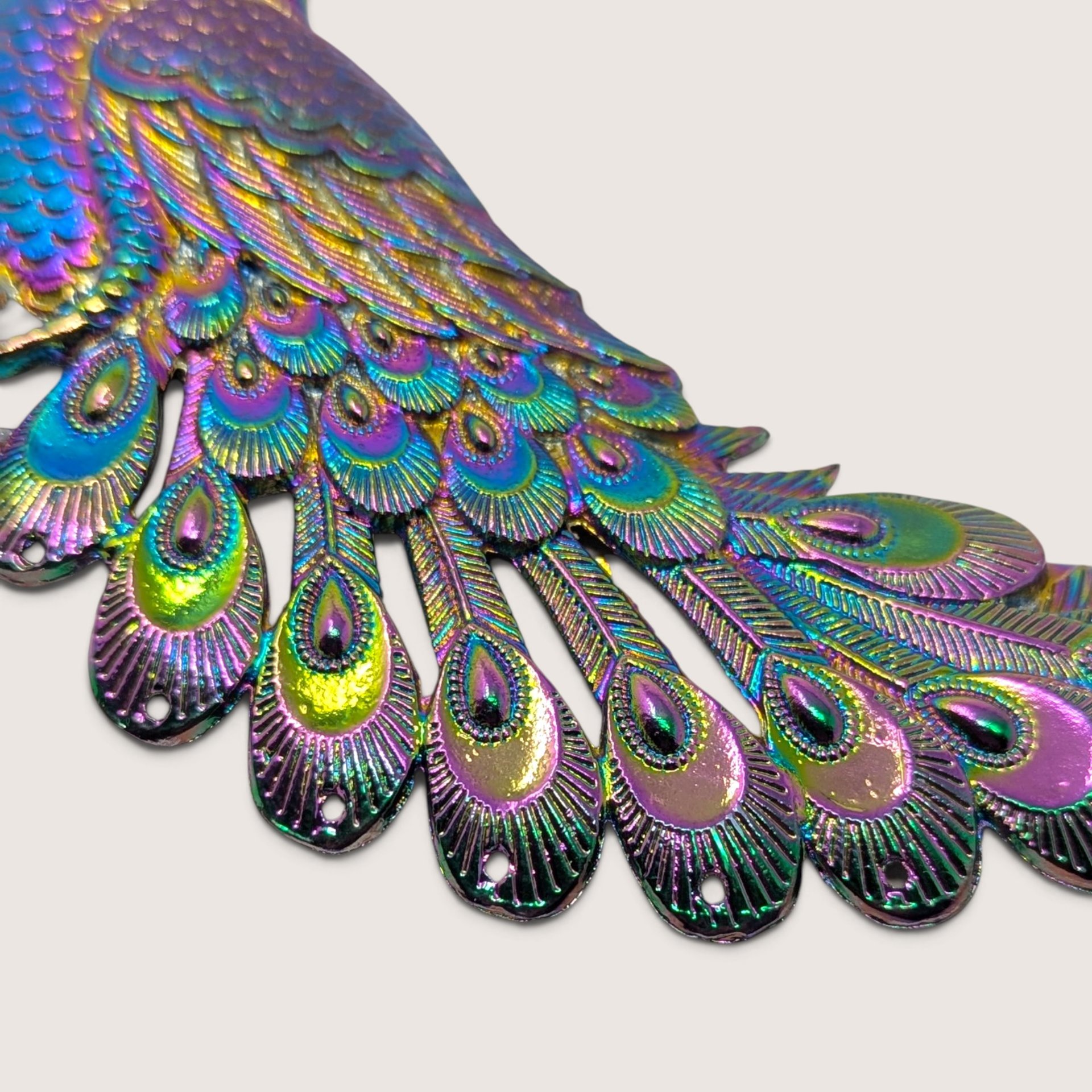Vintage Rainbow Iridescent Metal Peacock Collar Bib Necklace