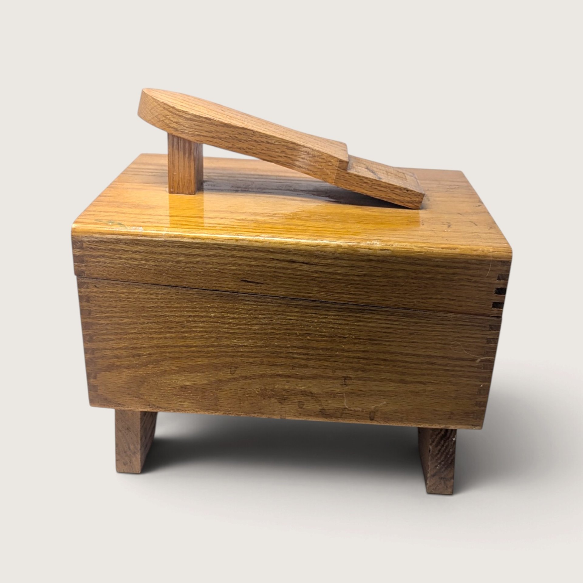 Vintage Griffin Shinemaster Wooden Shoe Shine Box
