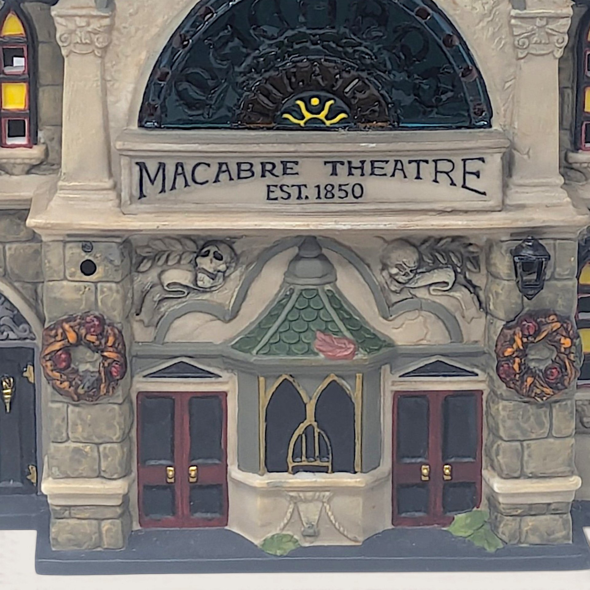 Vintage 2003 Dept 56 Theater of the Macabre Light Up Village House