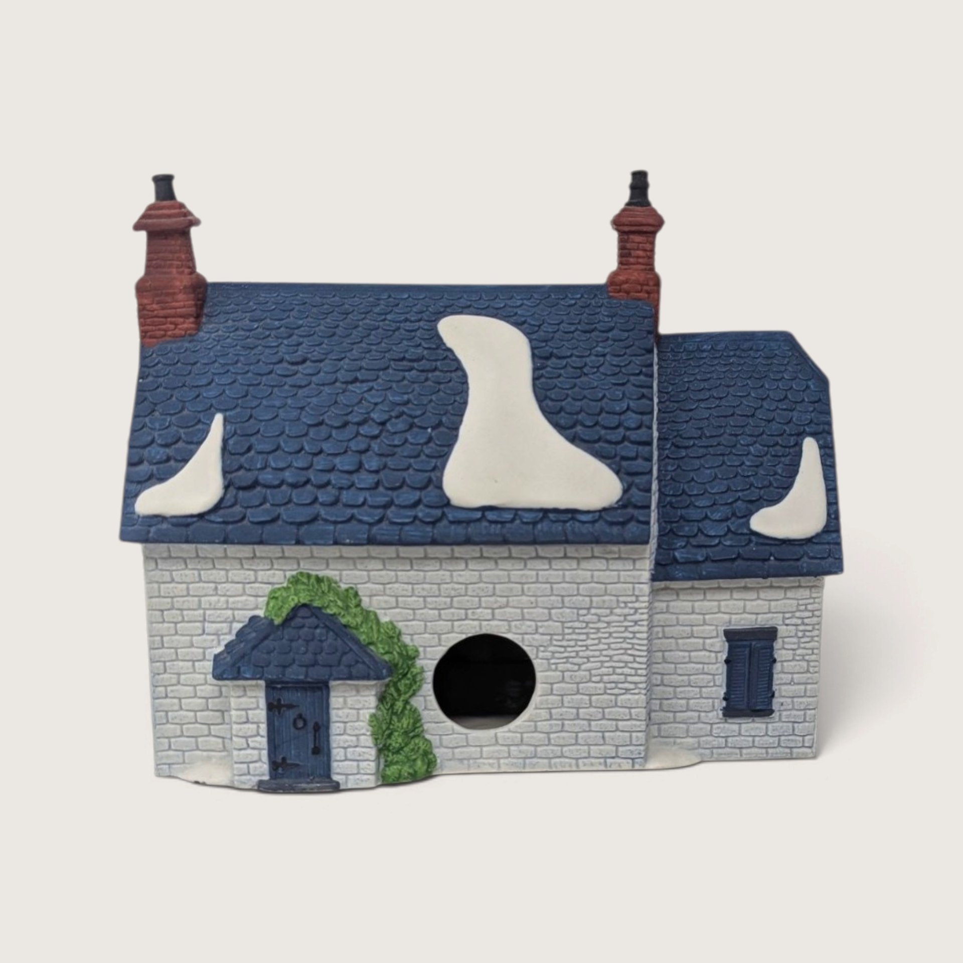 Vintage 1990 Department 56  Brownlow House Lighted Village Building