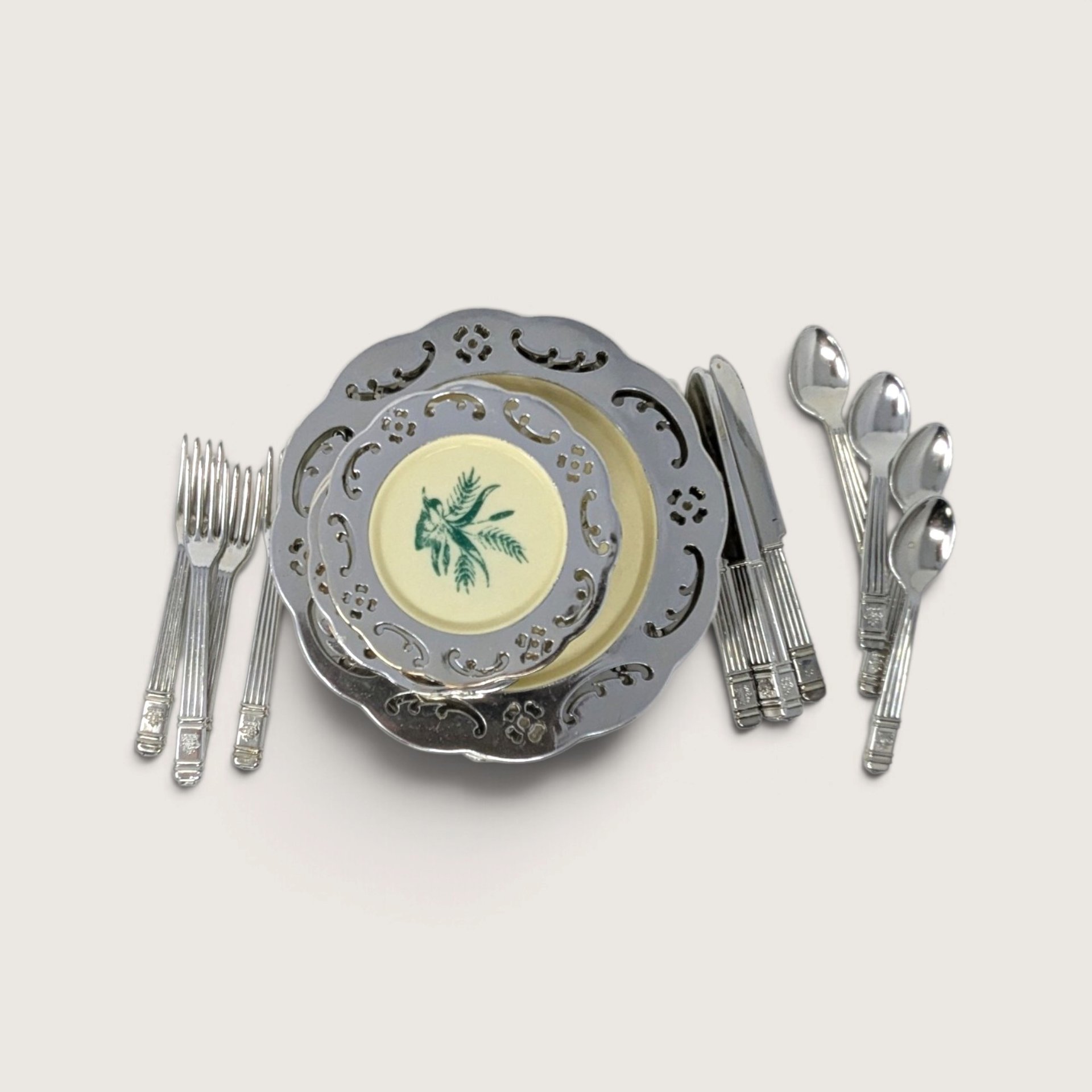 Vintage Irwin Child Plastic Dinner Set
