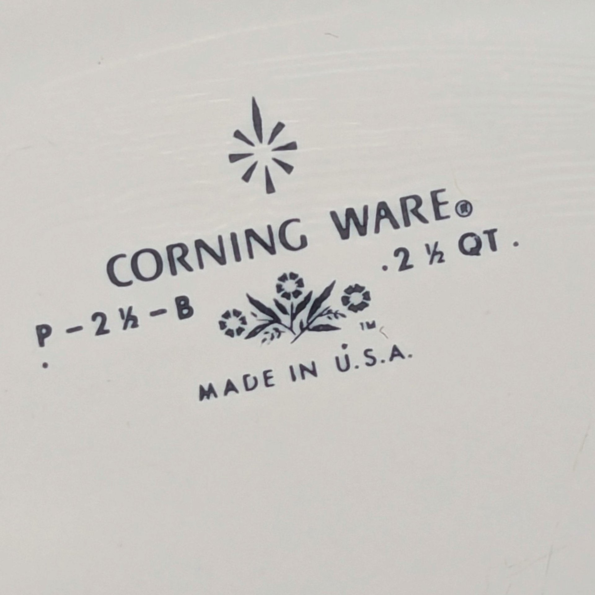 Vintage CorningWare 2.5 Quart Blue Cornflower Casserole Dish