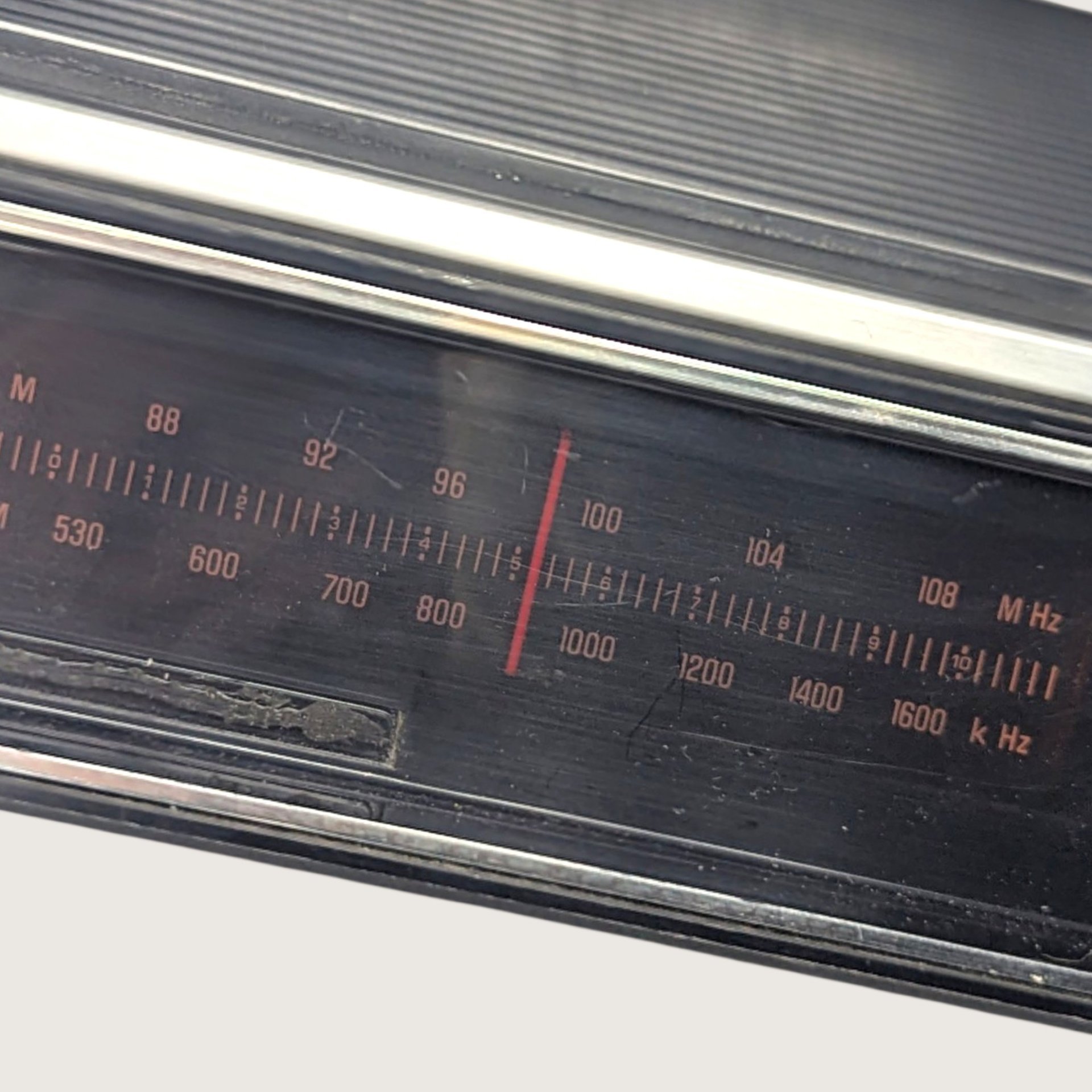 Vintage Panasonic RE-7441 AM FM Solid State Tabletop Radio 