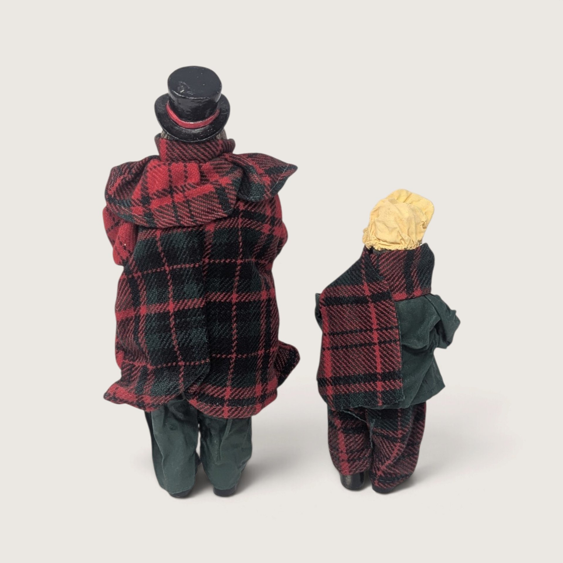 Vintage Kurt Adler Santas World Victorian Carolers Figurine Pair