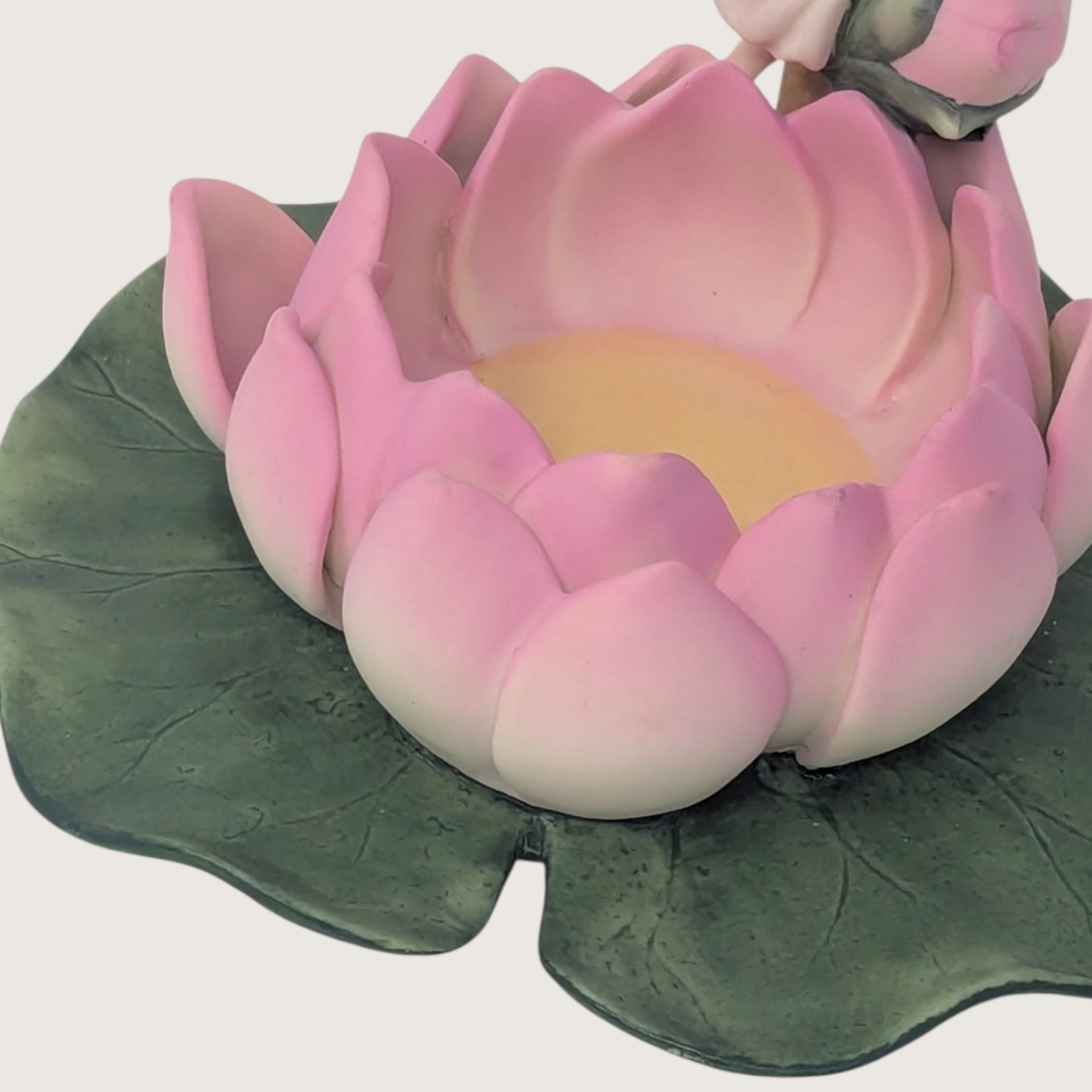 Vintage PartyLite Water Lily Fairy Candle Holder Ceramic Lotus Flower