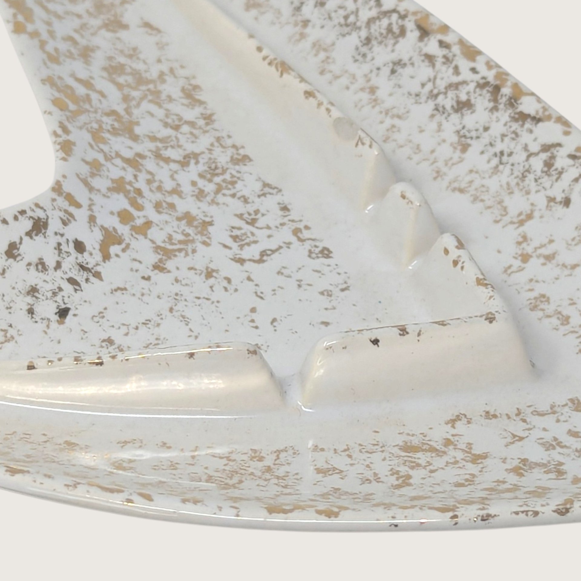 Vintage Shawnee Pottery Boomerang Gold Splatter Atomic MCM Catchall