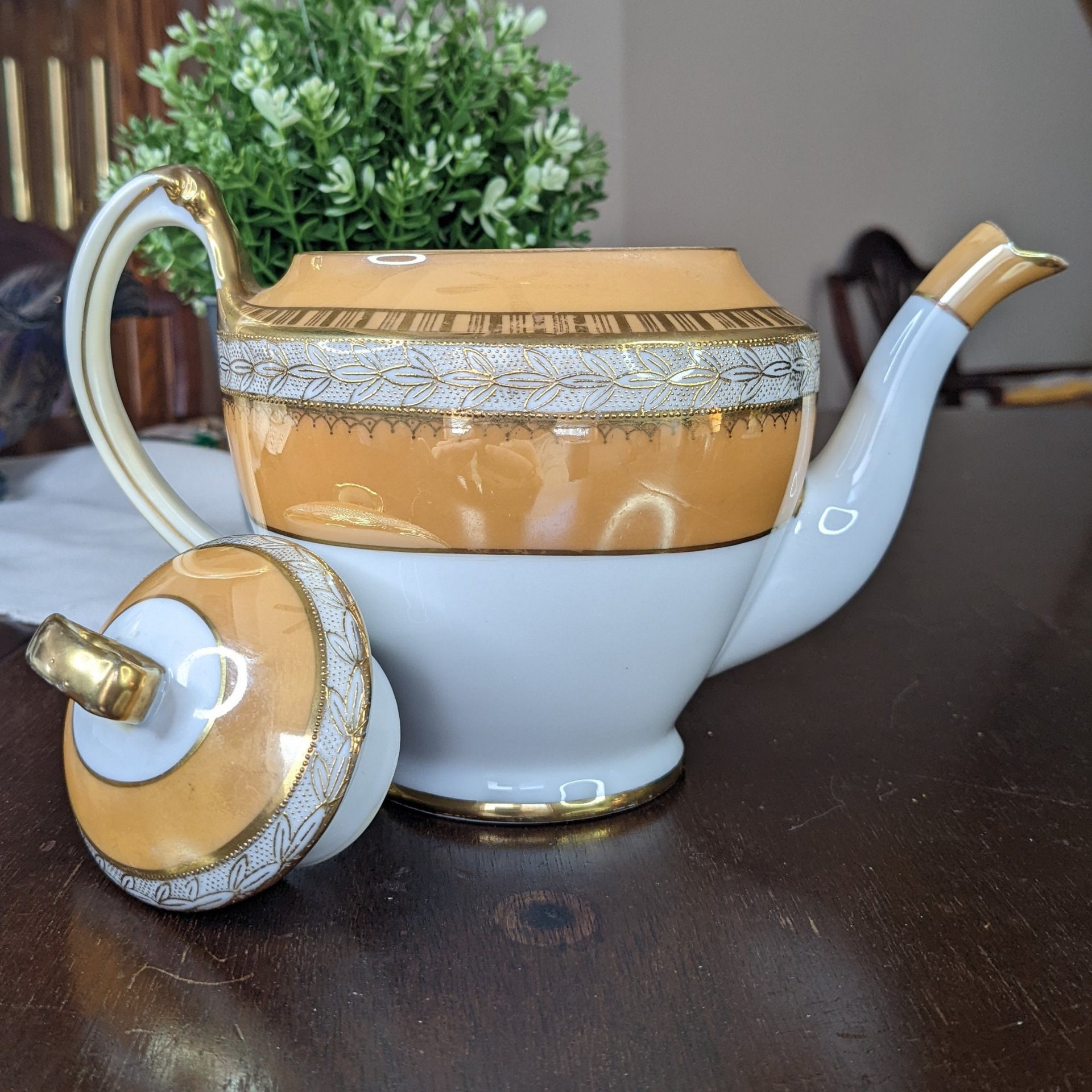 1918 Antique Noritake Teapot & Lid - Amber Pattern