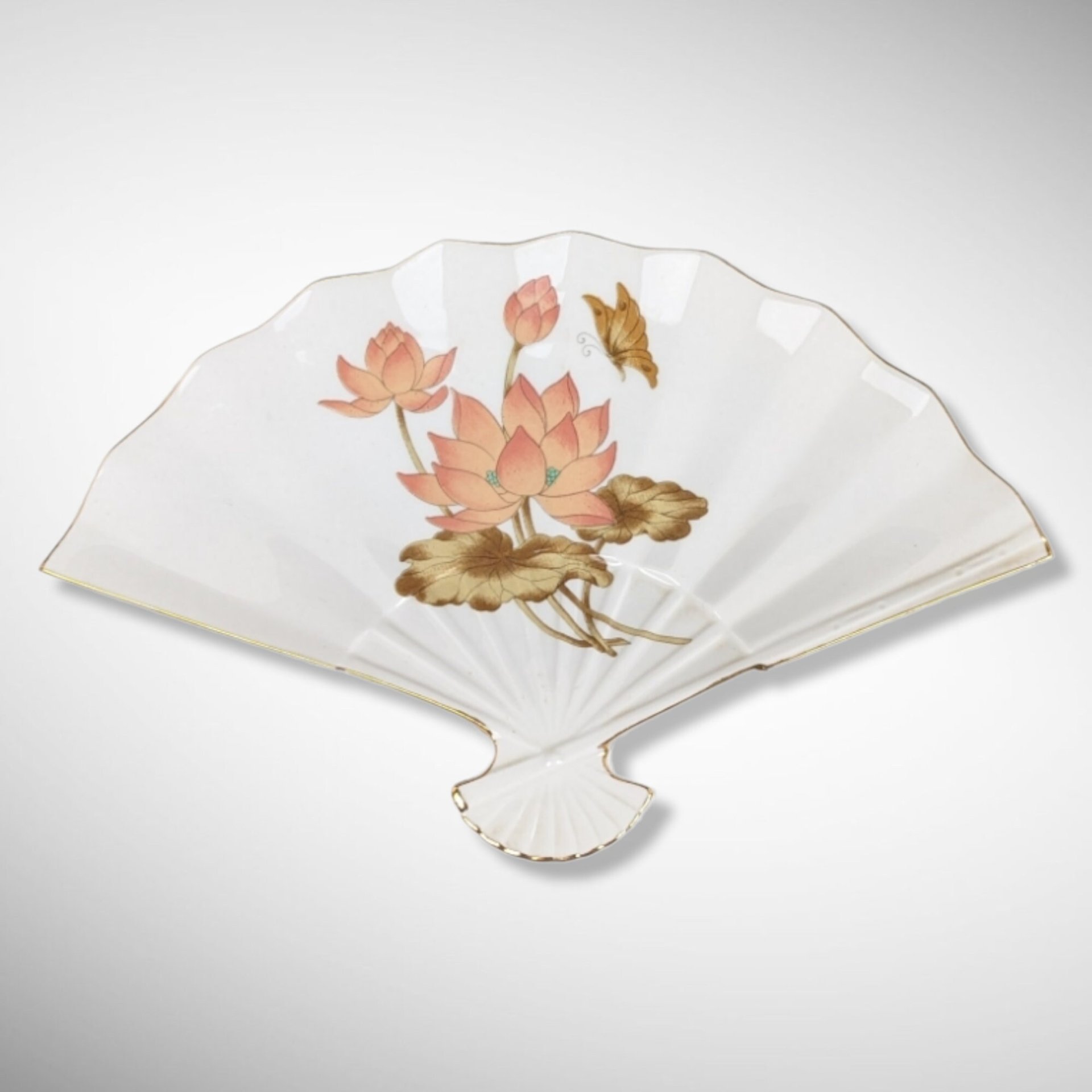 Vintage Japanese Ceramic Fan Adorned with Waterlilies