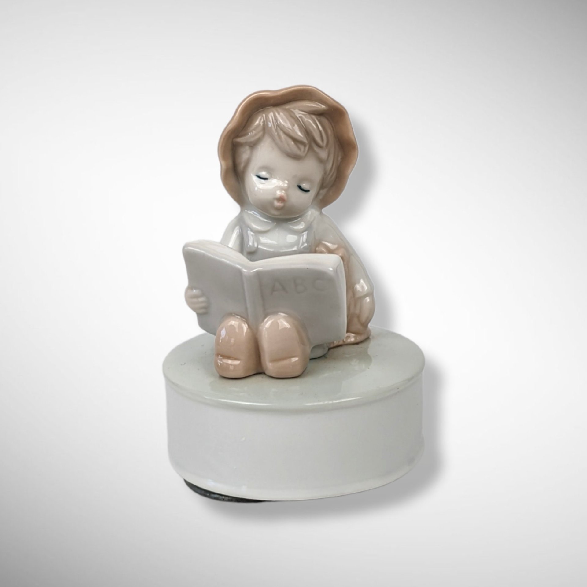 Edelweiss Otagiri Music Box of Girl Reading