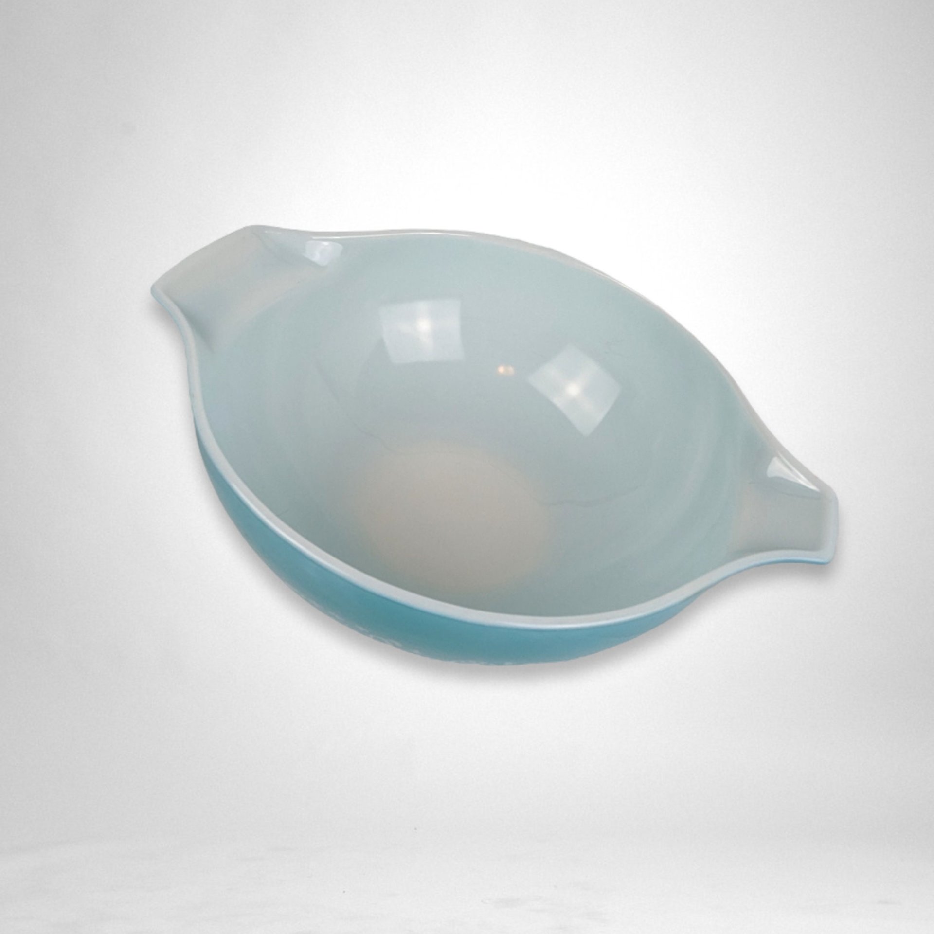 Vintage Pyrex Butterprint Turquoise Mixing Bowl | 4 Quart | 444 | 1957-1968 | Kitchenware | Baking | Collector's Item