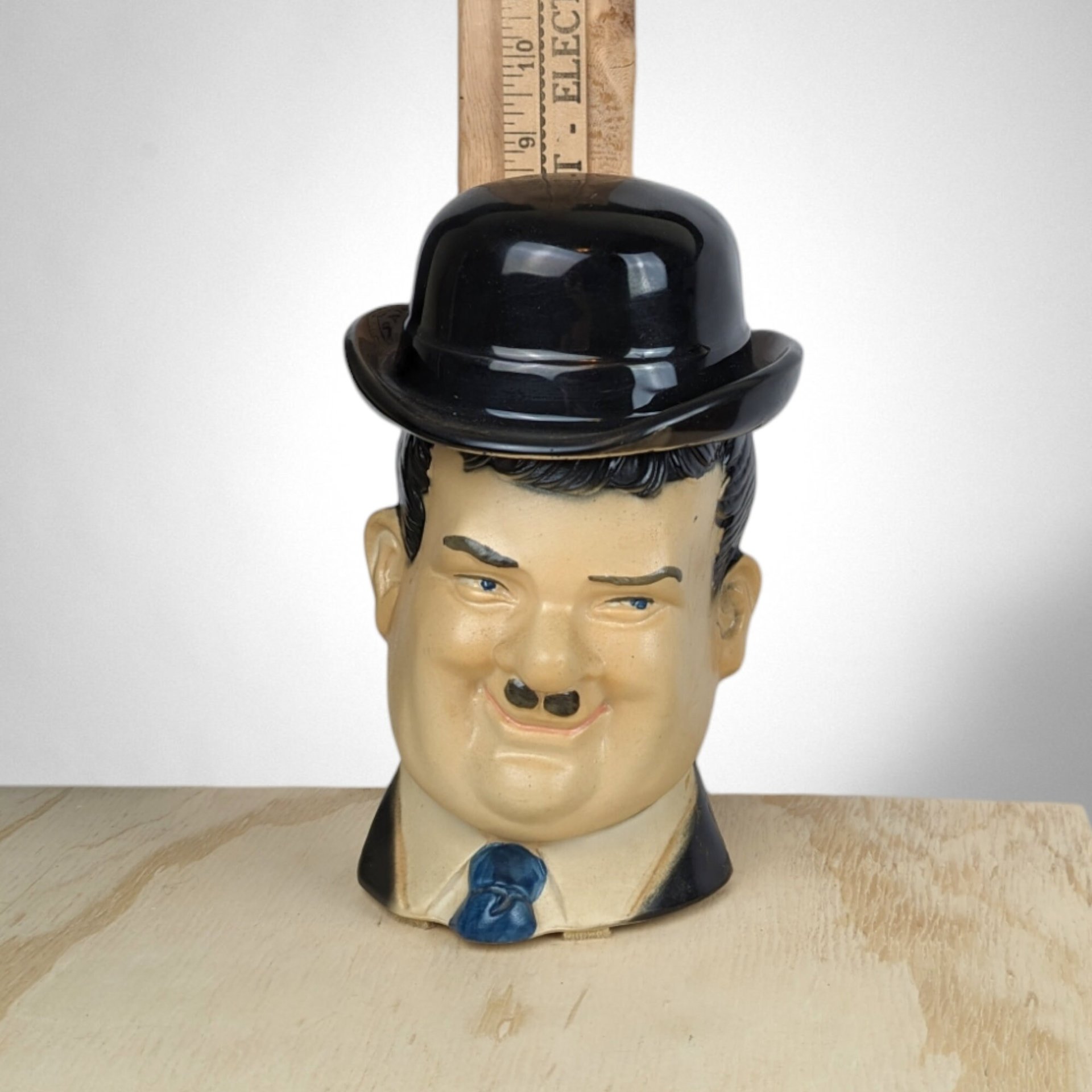 1976 Heritage China Ezra Brooks Oliver Hardy Decanter