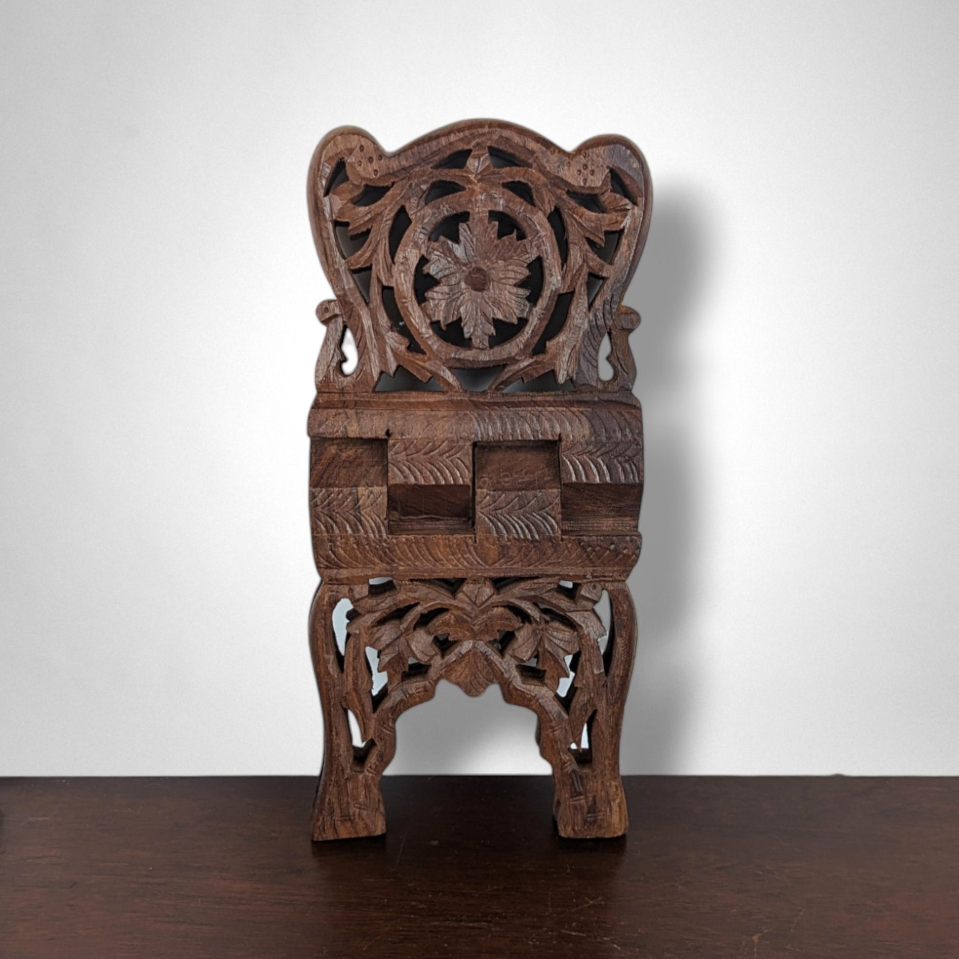 Hand Carved Wooden Folding Book Stand: Exquisite Craftsmanship from India