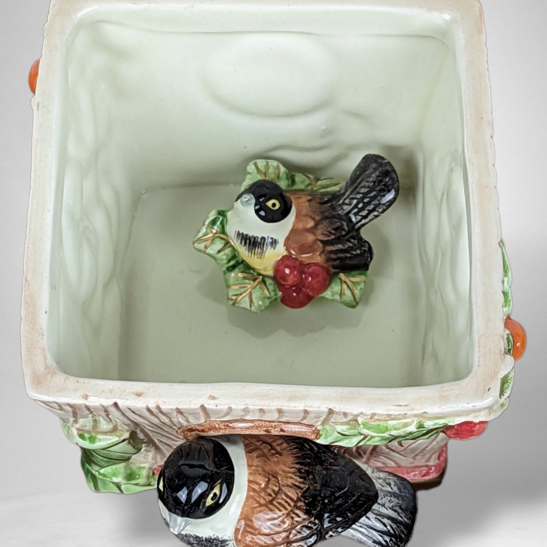 Fitz and Floyd Holiday Treasure Covered Box: Elegant Seasonal Decor