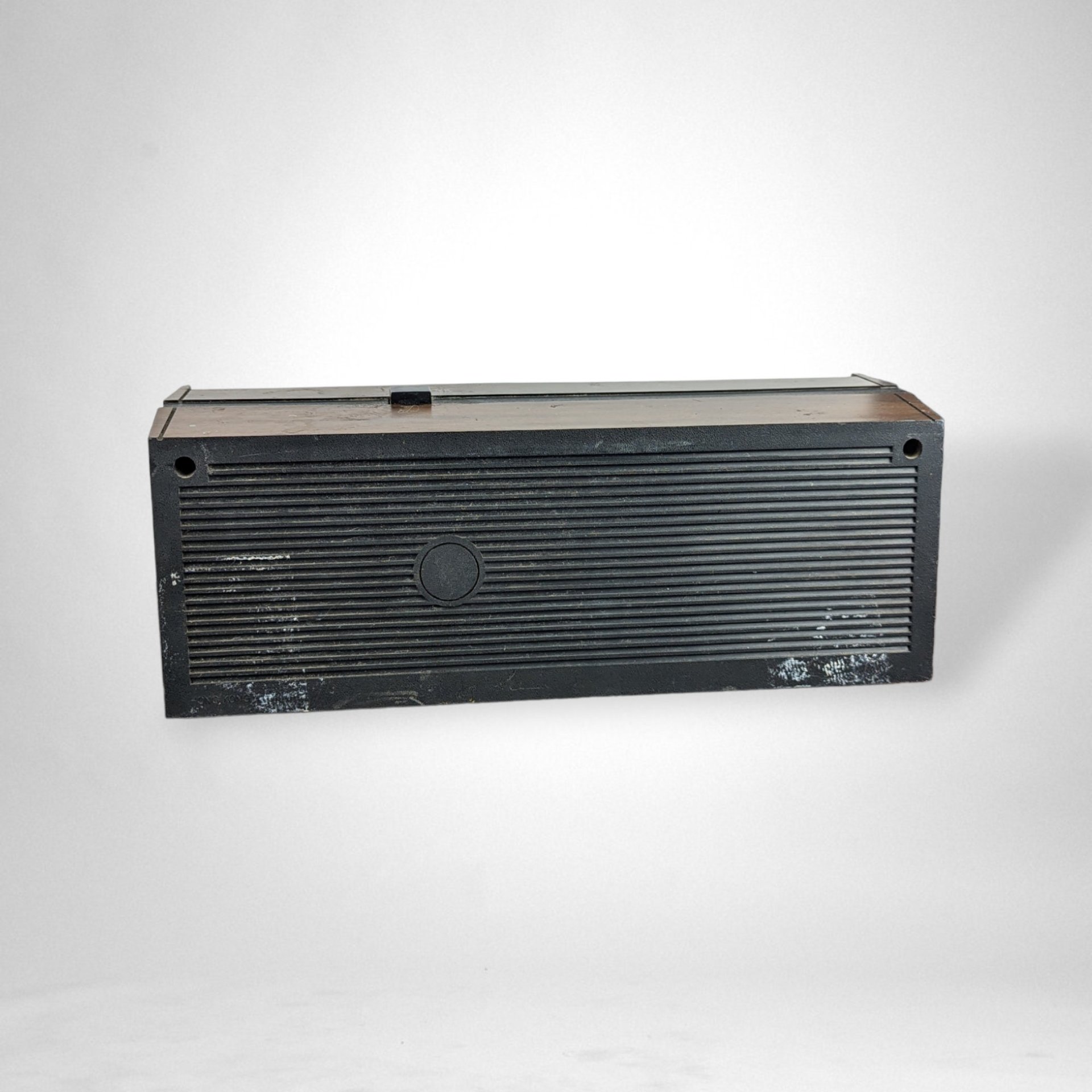 Vintage RCA Model RWC730 AM/FM Radio