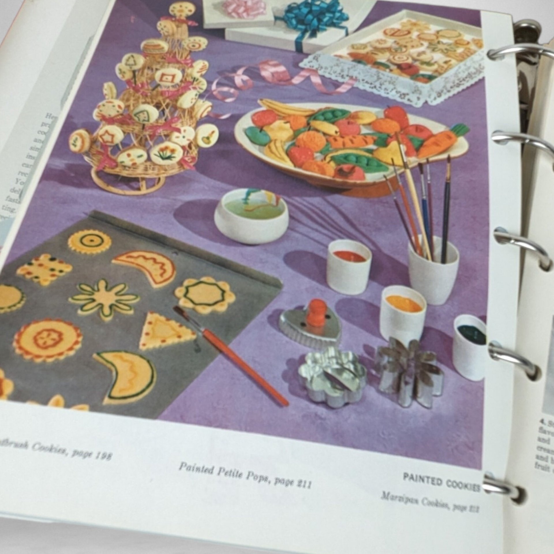 1961 Betty Crocker New Picture Cookbook