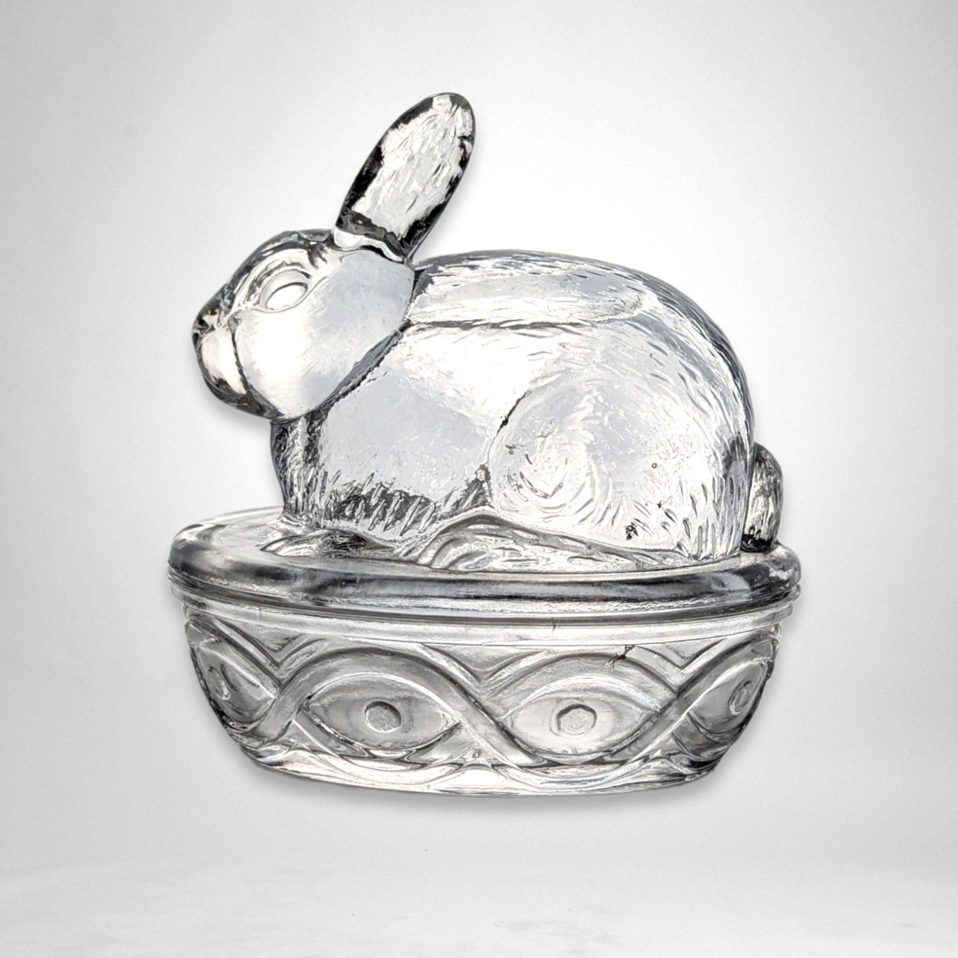 Vintage Galerie Clear Glass Bunny Trinket Box | 5" Tall | Bunny Figurine Lid | Candy Dish | Excellent Condition
