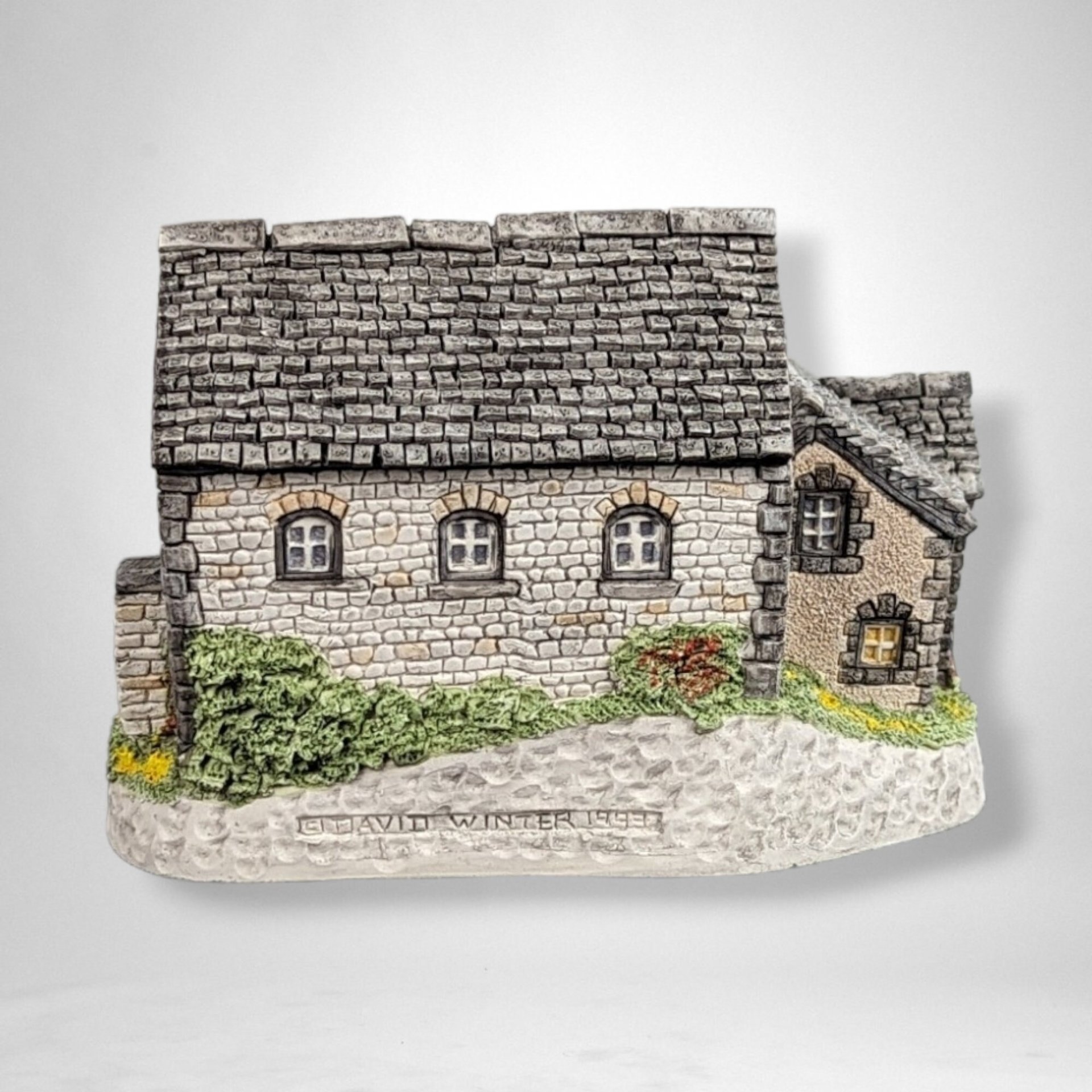 Vintage 1993 David Winter Tyddyn Siriol Village House | Christmas Cottage