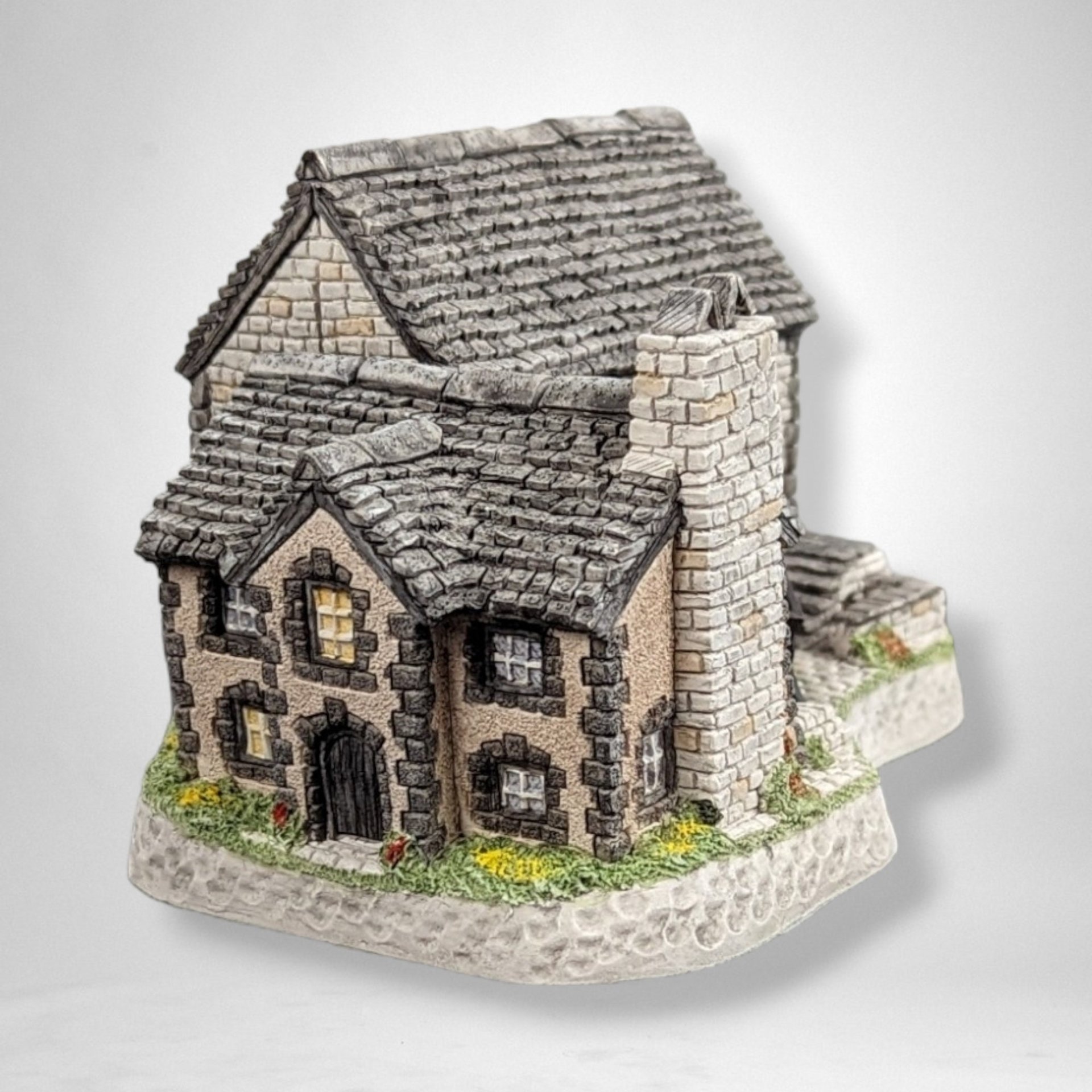 Vintage 1993 David Winter Tyddyn Siriol Village House | Christmas Cottage