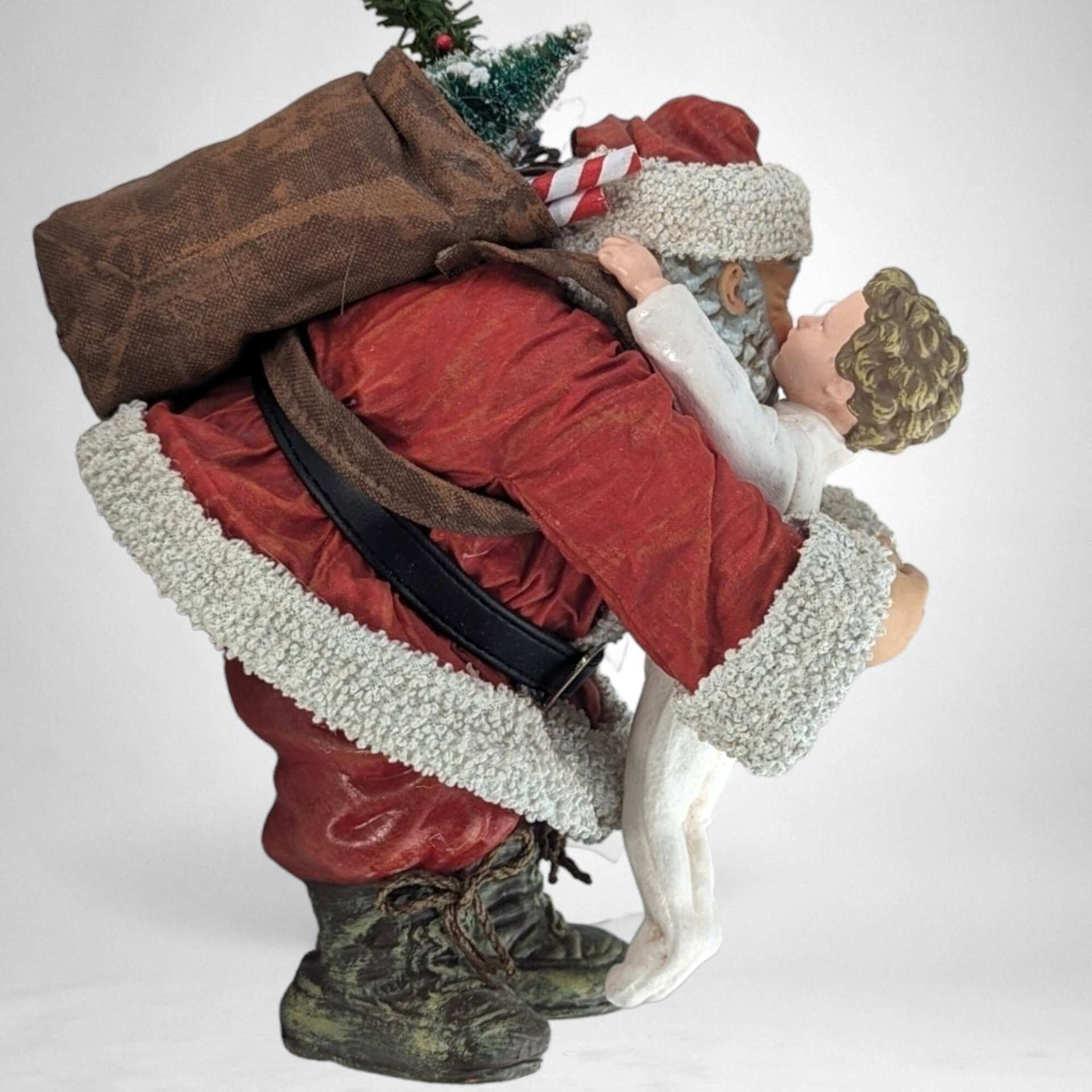 1996 Clothique Possible Dreams Hugging Santa Figure – Heartwarming Holiday Collectible