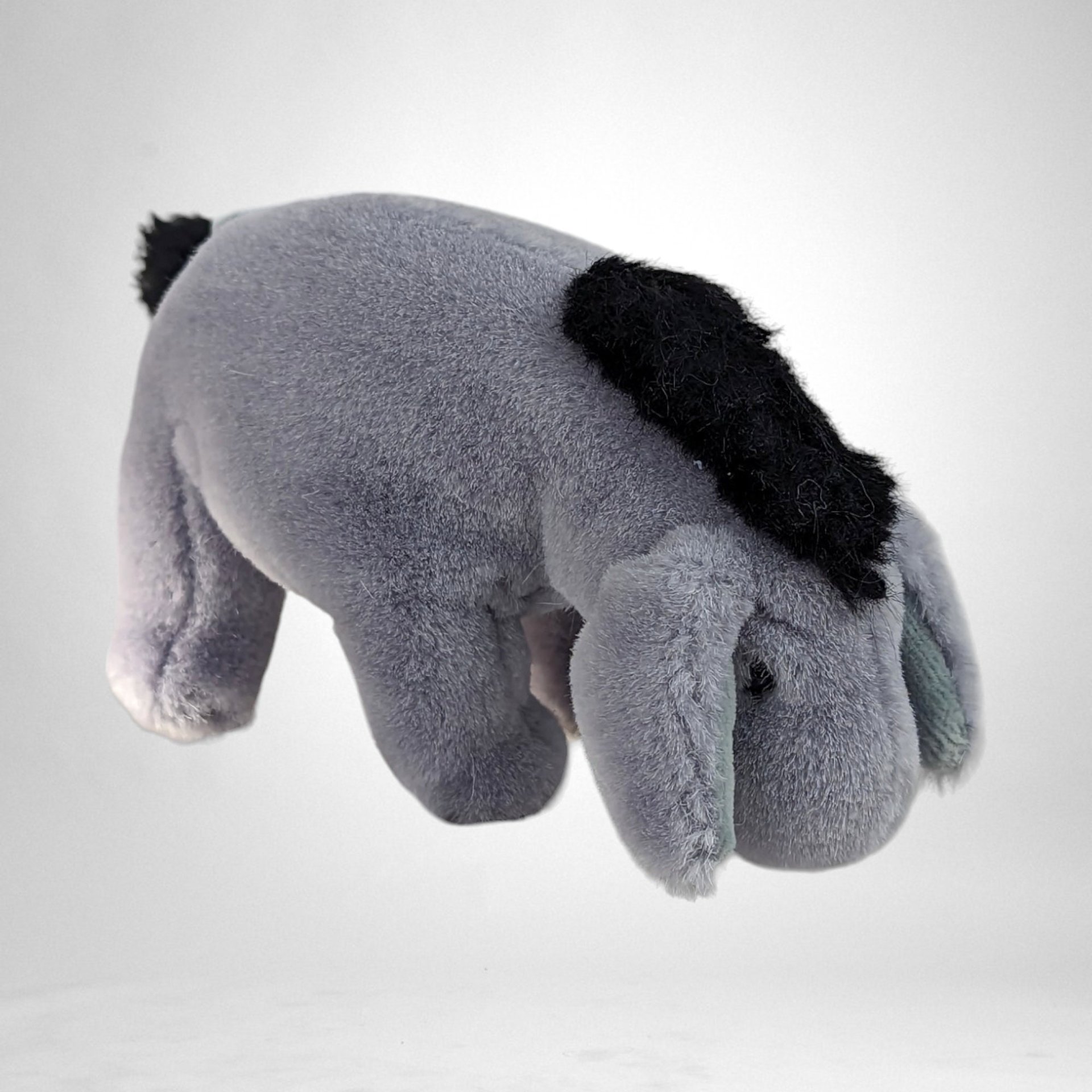 Vintage Gund Classic Pooh Eeyore Plush Toy: Timeless Collectible