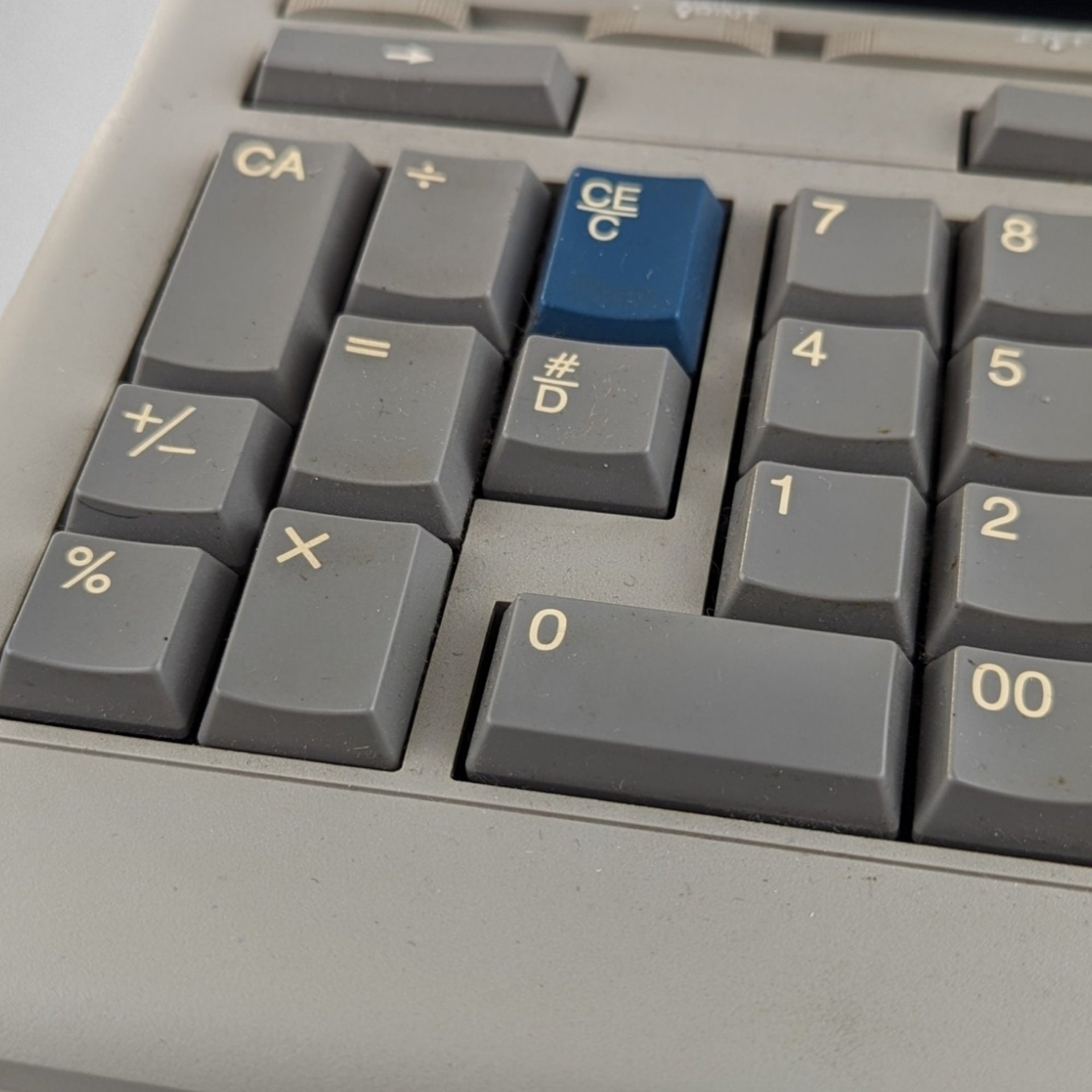 Vintage Victor 1520 Adding Machine