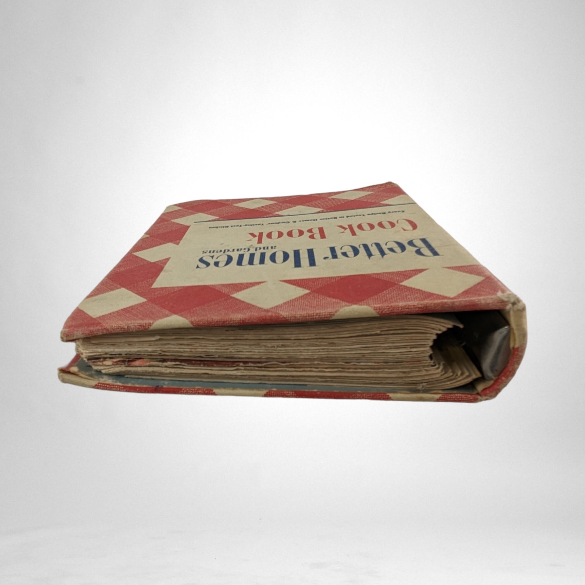 Vintage 1947 Better Homes and Gardens Cookbook | 13th Printing | Retro Recipes | Kitchen Decor