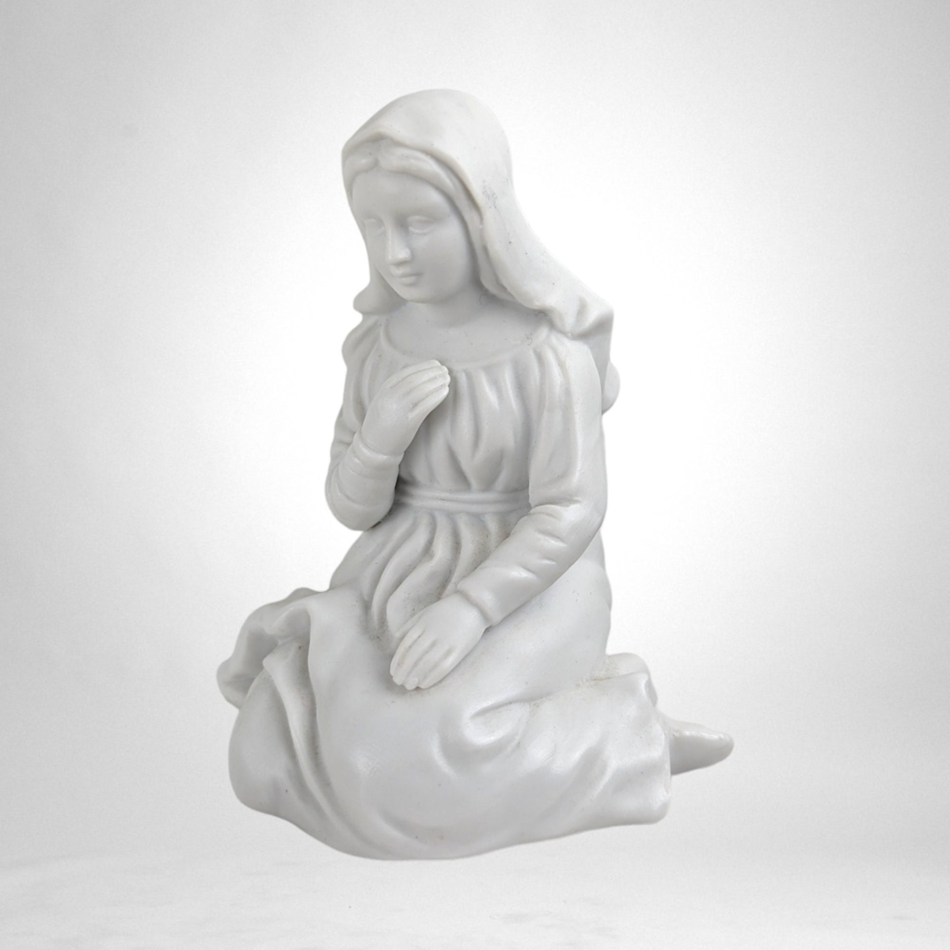 Vintage 1981 Avon Nativity Figures | Joseph, Mary and Baby Jesus | White Porcelain Nativity Set | Christmas Decor | Collectible Avon
