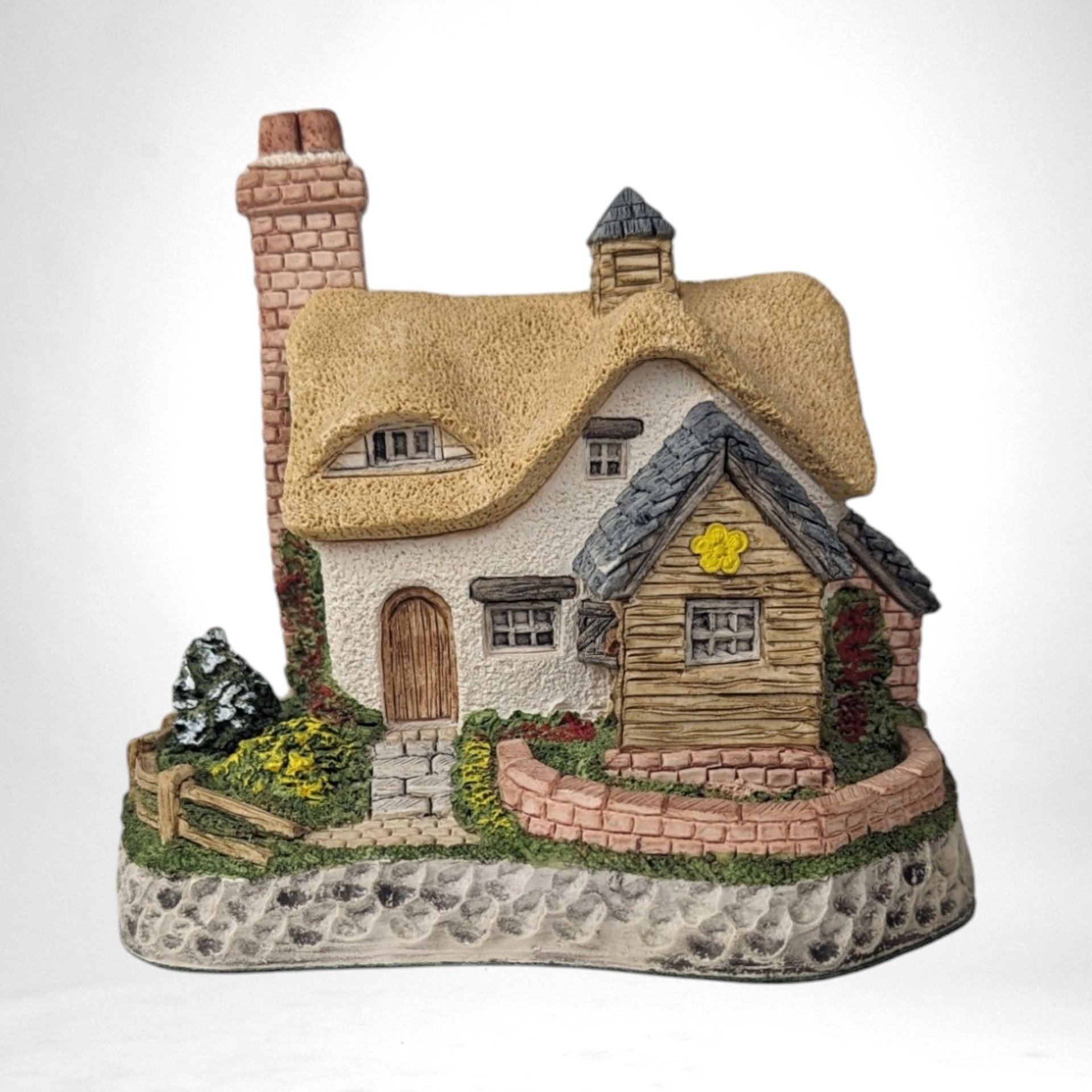 1994 David Winter Cottages Buttercup Cottage