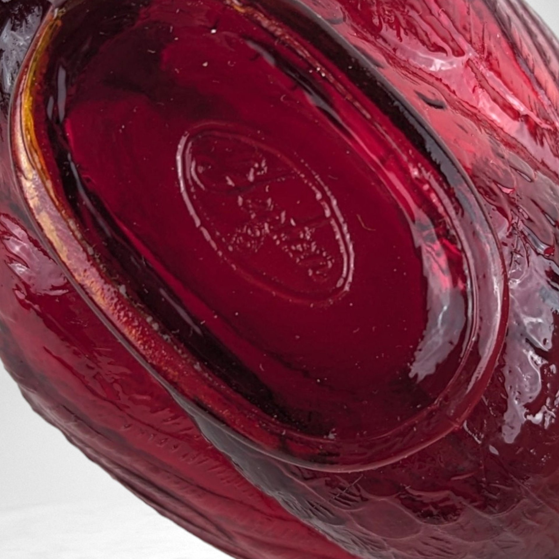 Vnitage Fenton Ruby Red Glass Swan Trinket Bowl