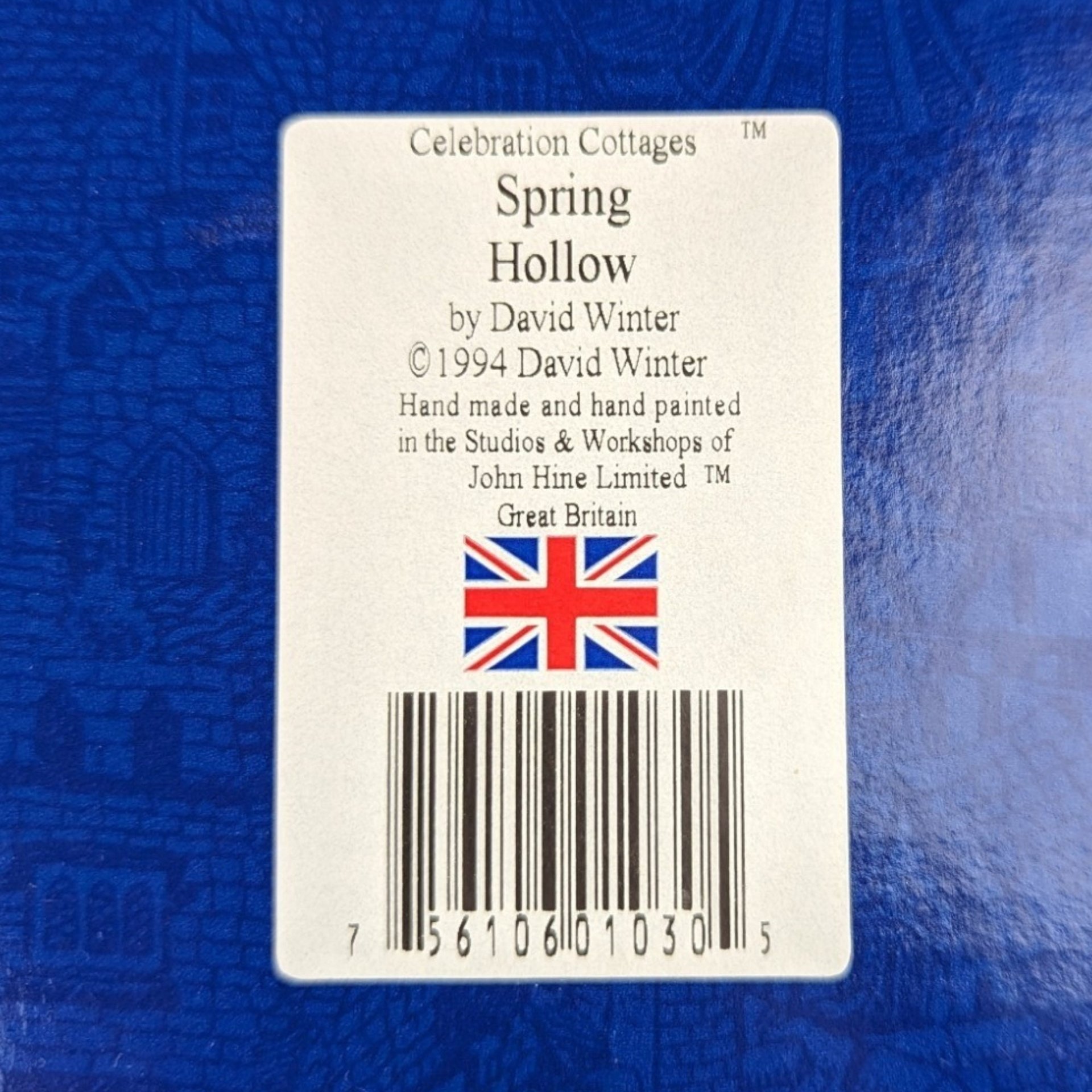 1994 David Winter Cottage "Spring Hollow" | with COA and Original Box | Vintage Collectible