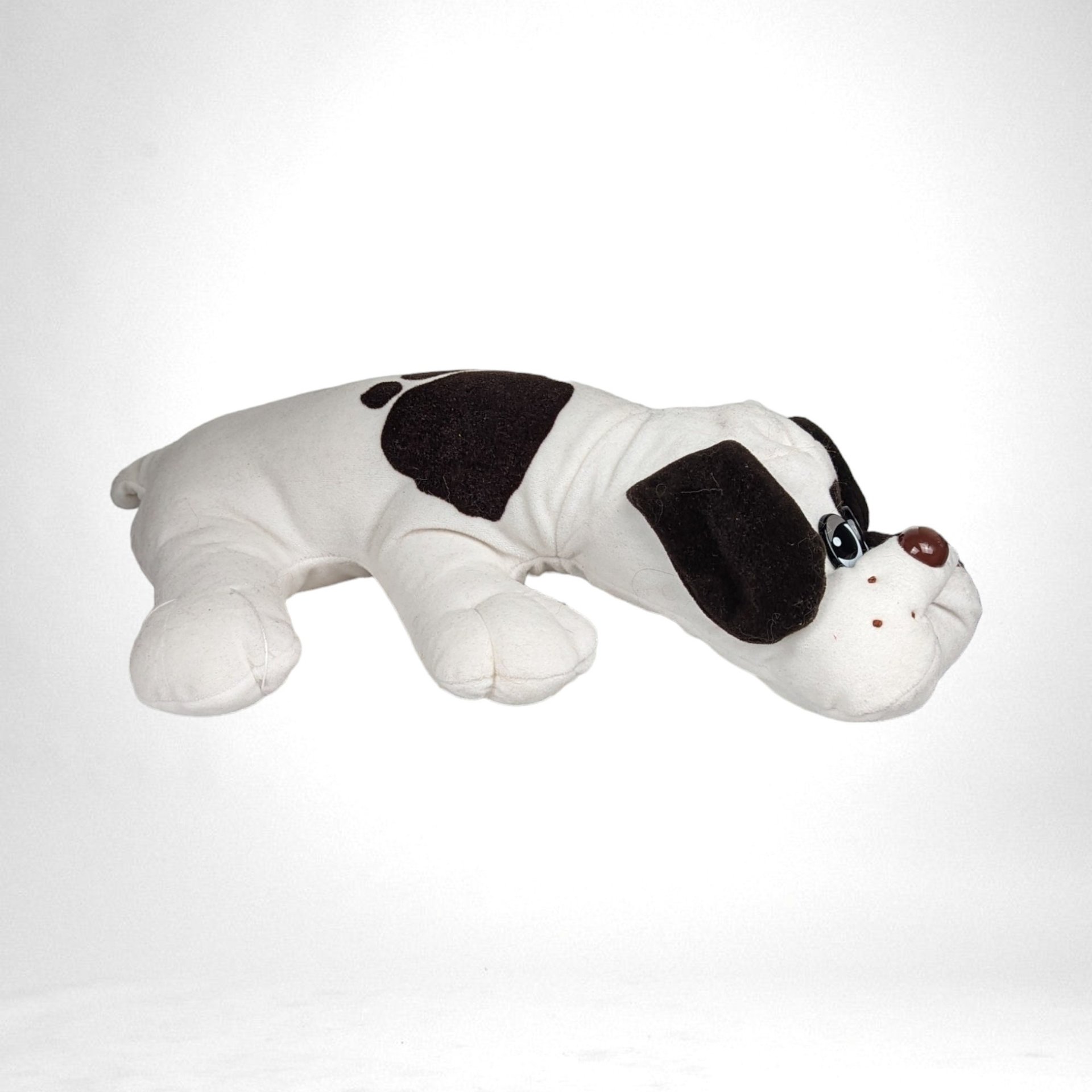 1985 Tonka Pound Puppy White with Dark Brown Spots