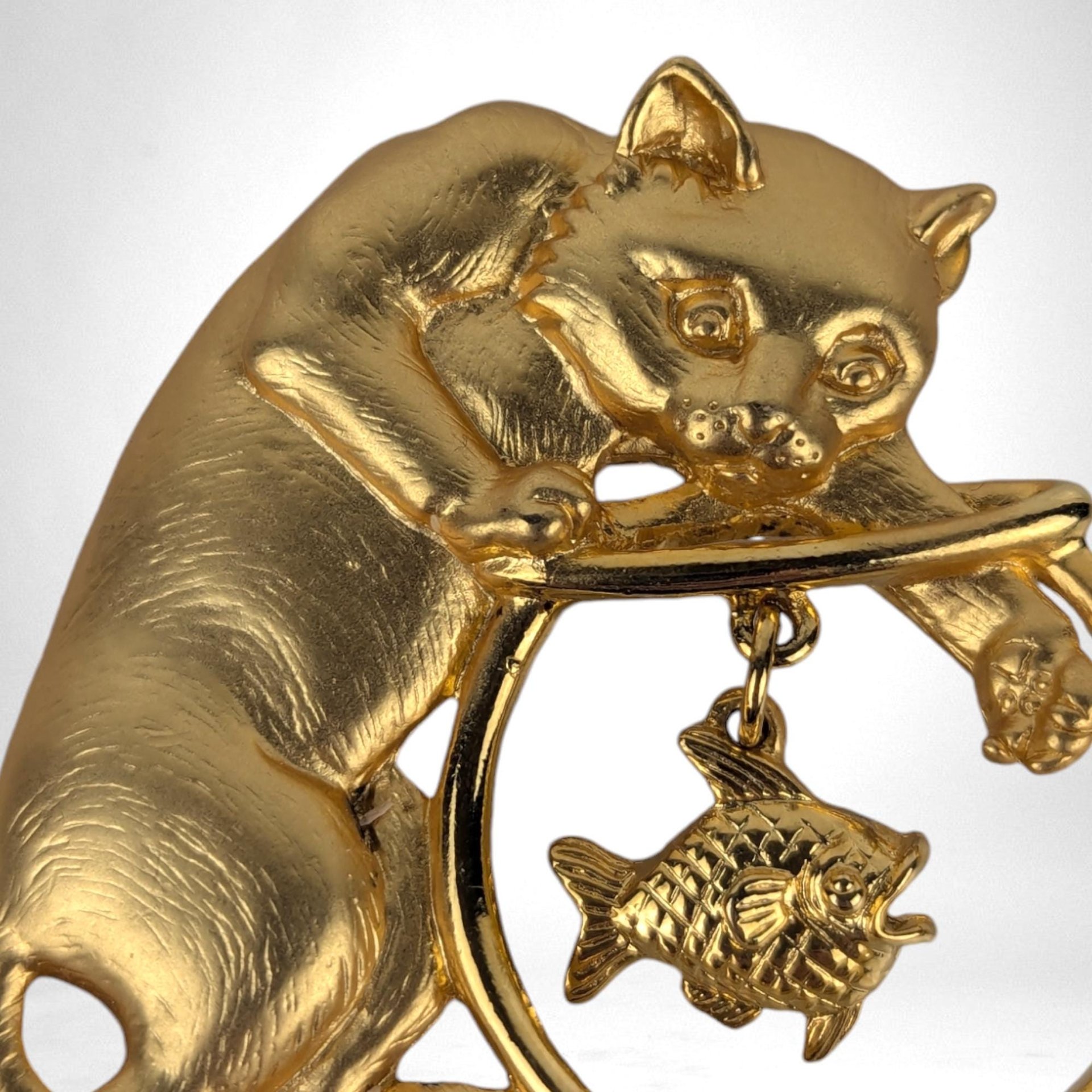 Vintage Gold Toned Cat and Fishbowl Brooch | Signed JJ Jonette Jewelry Co. | Whimsical Cat Brooch