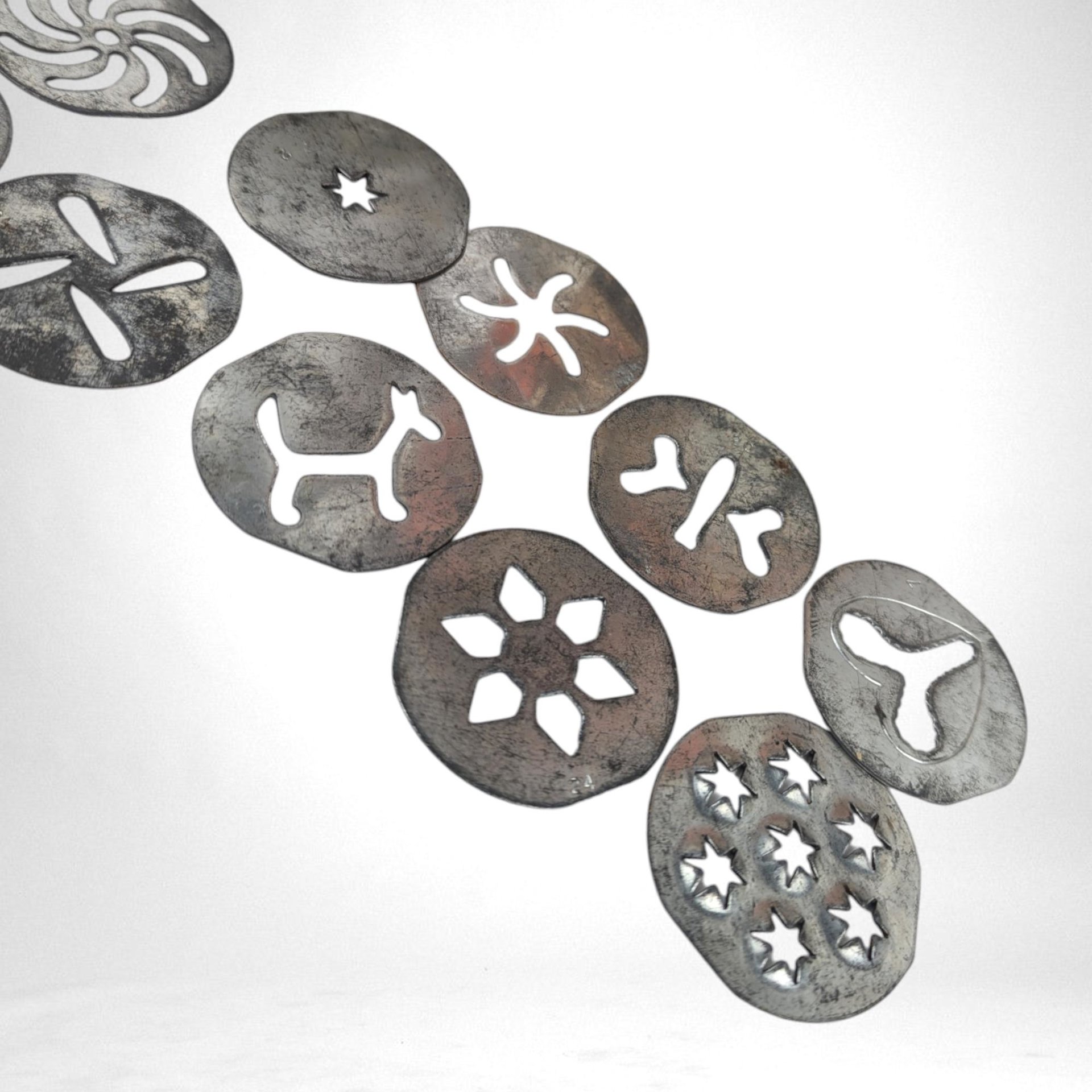 Vintage Mirro Cooky/Pastry Press with 12 Discs - Aluminum Cookie Press - Retro Baking Tool - Kitchen Collectible - Holiday Baking