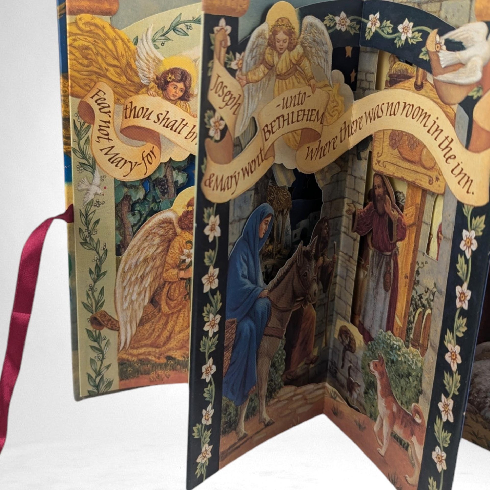 Vintage Pop-Up Book | The Story of the First Christmas Carousel | Illustrated by Ruth Sanderson | Children's Book