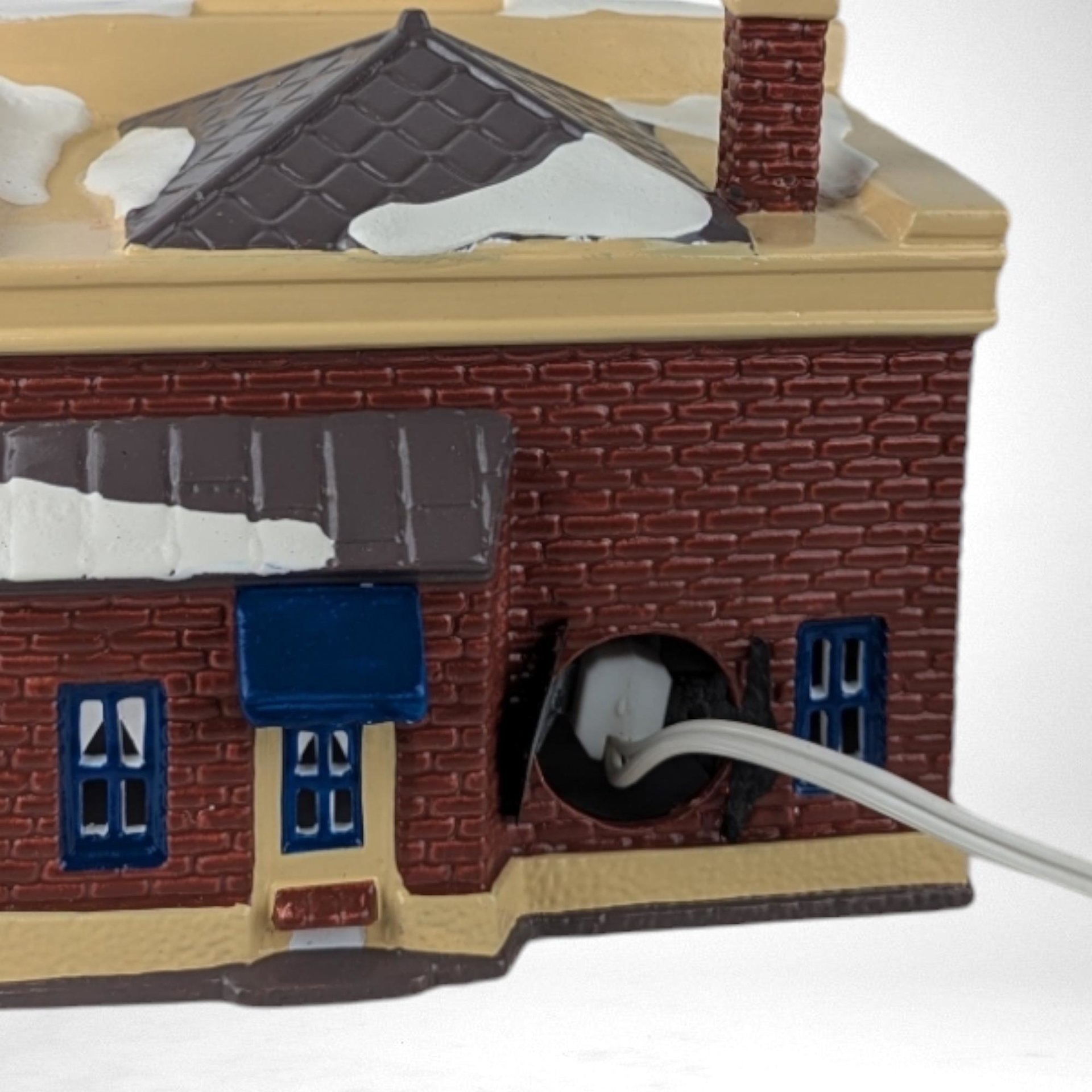 Vintage 1992 Department 56 Snow Village "Village Vet and Pet Shop" - Lighted Ceramic Building - Christmas Village Collectible