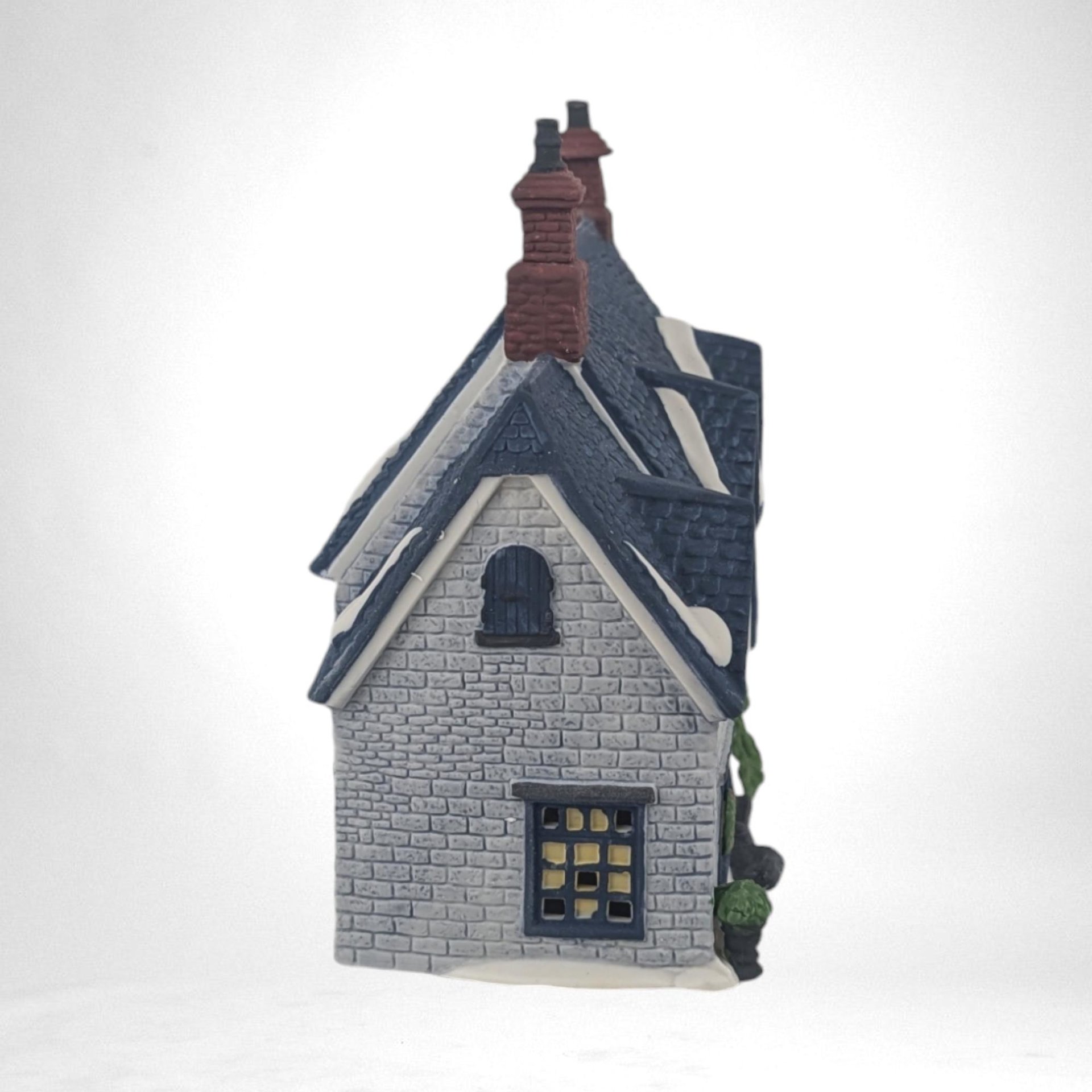 Vintage 1990 Dept 56 "Brownlow House" | Dickens' Village Series | Oliver Twist | Lighted Porcelain House | Christmas Village