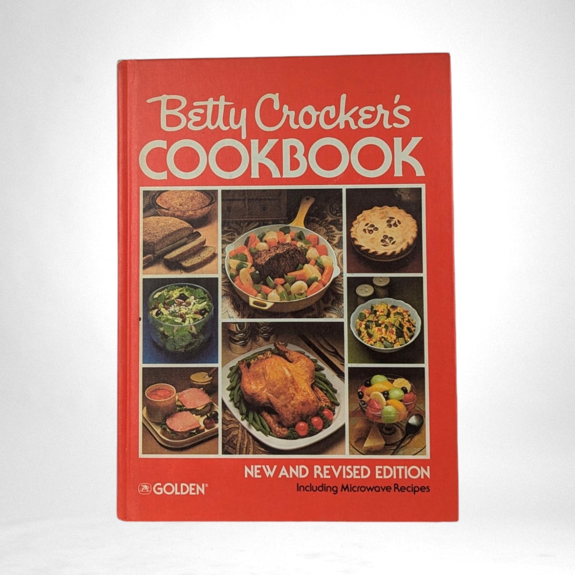 Vintage 1982 Betty Crocker's Cookbook - Hardcover - New and Revised Edition - Classic Recipes - Microwave Recipes - Kitchen Decor