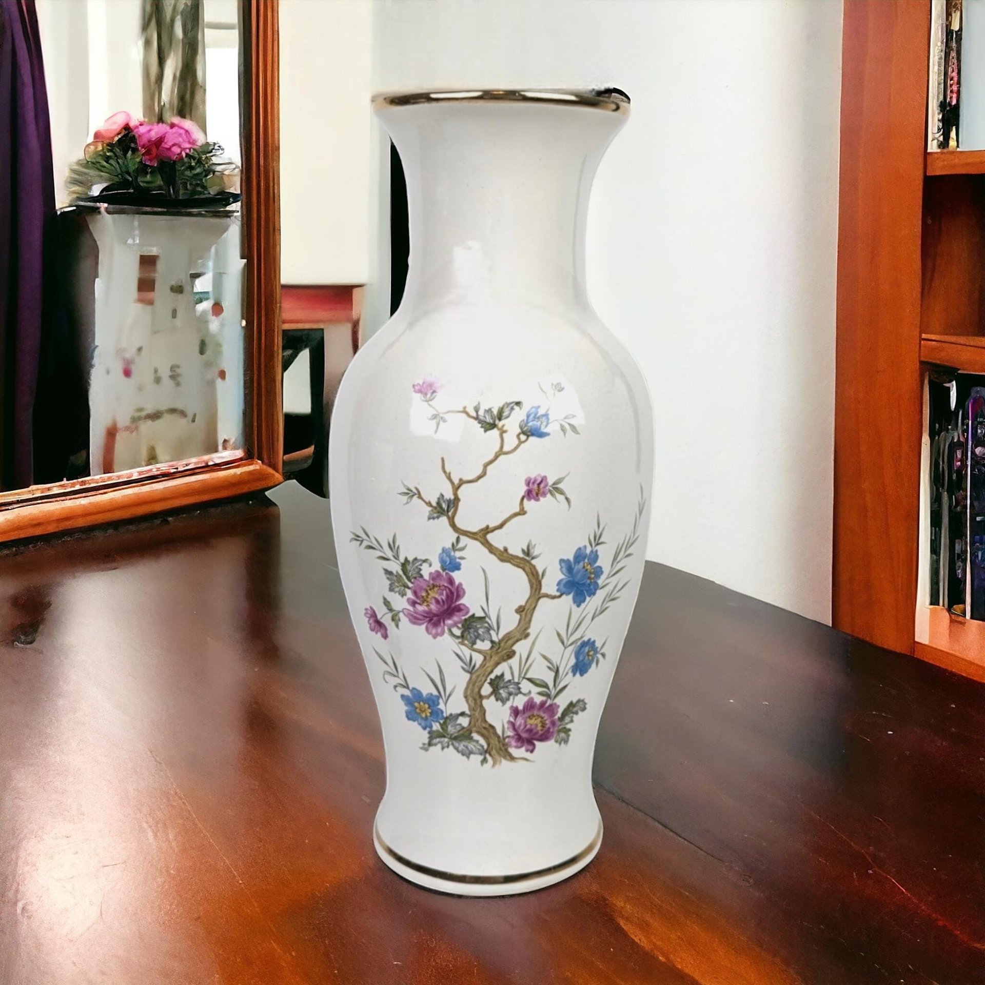 Vintage Royal Haeger Vase | White with Gold Trim and Floral Design | 10 Inches Tall | Mid-Century Modern Home Decor