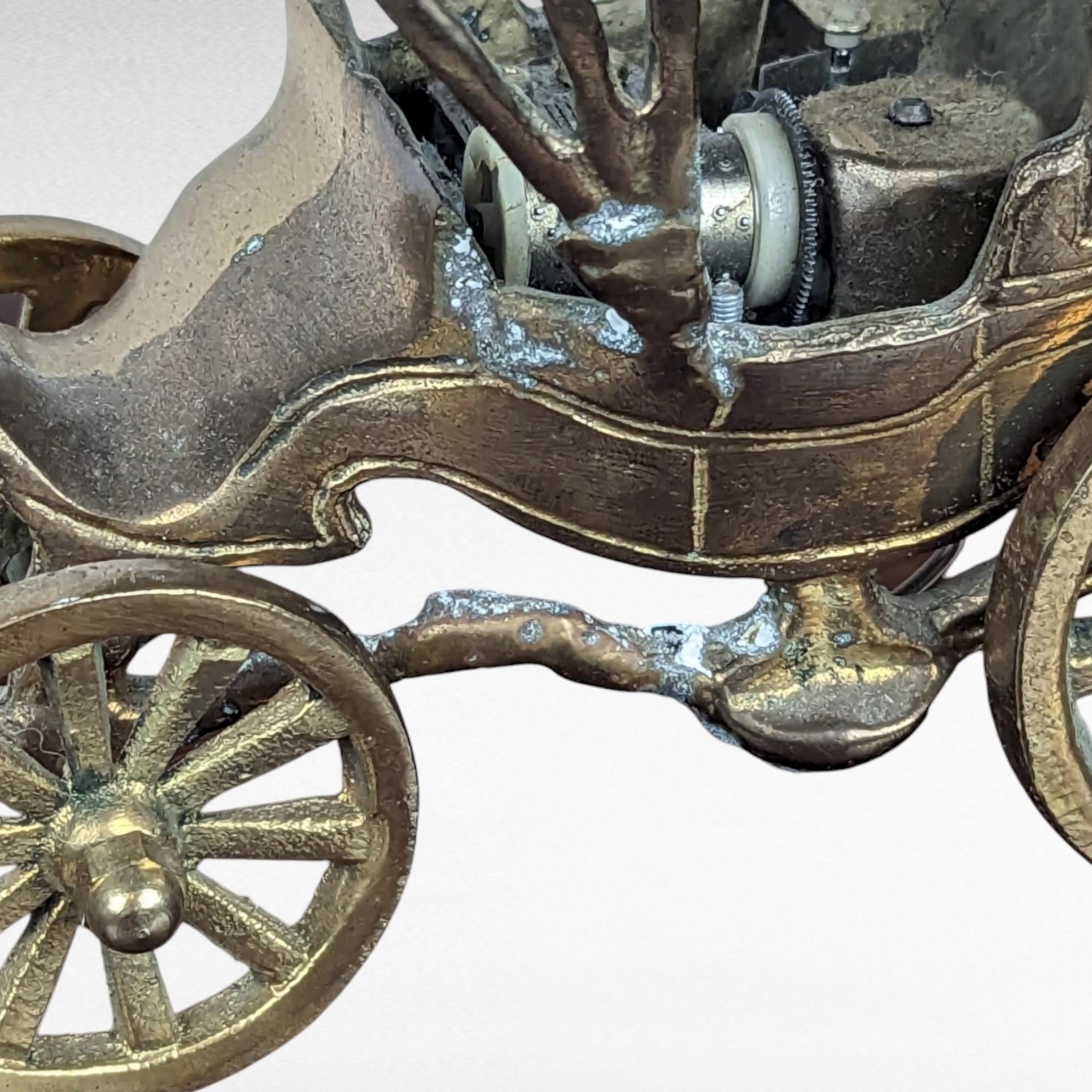 Vintage Metal Carriage Music Box, Collectible Figurine, Antique Decor, Gift for Music Lover, Victorian Era Style