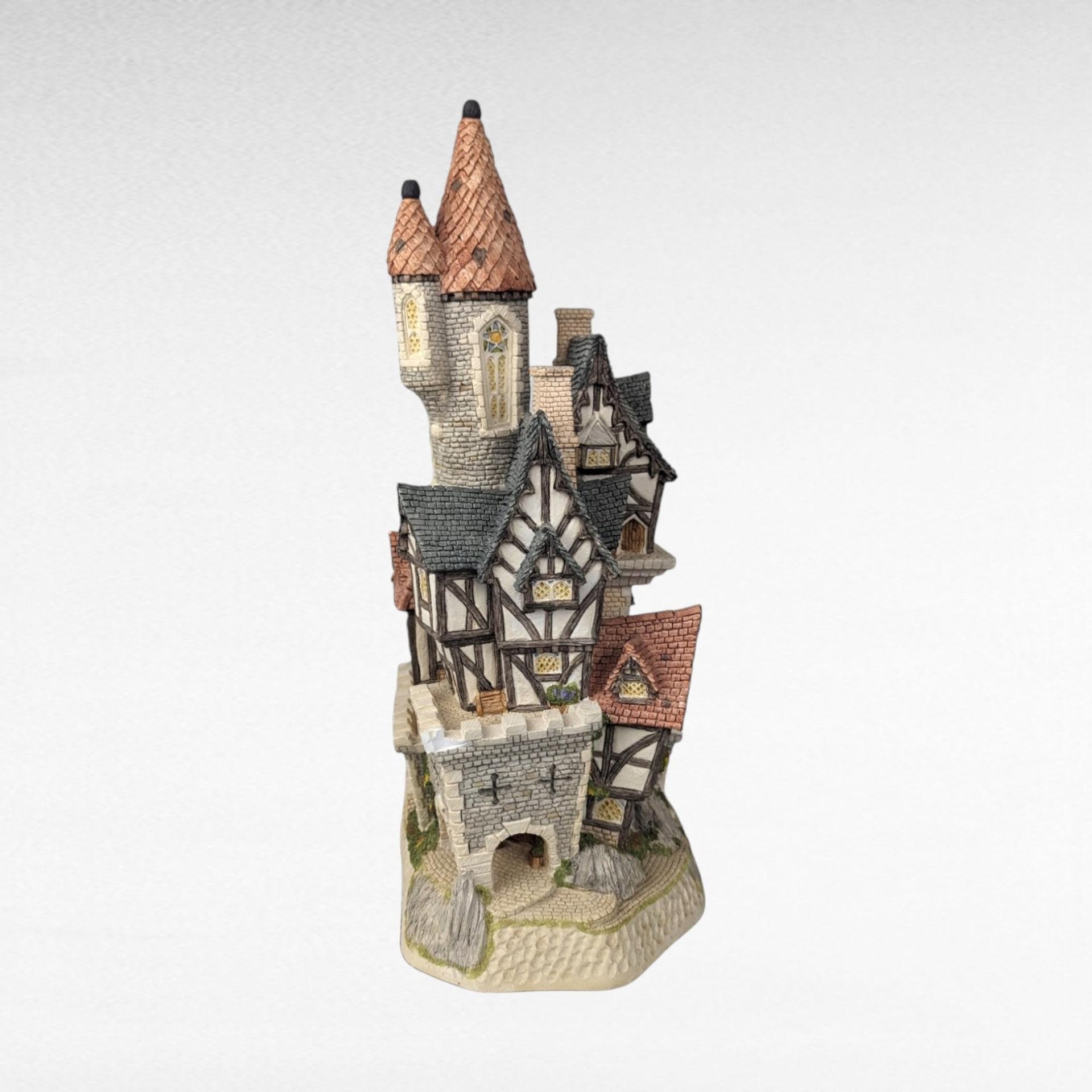 1991 David Winter Castle in the Air, Signed, Collectible Fantasy Cottage, Whimsical Decor, Unique Gift