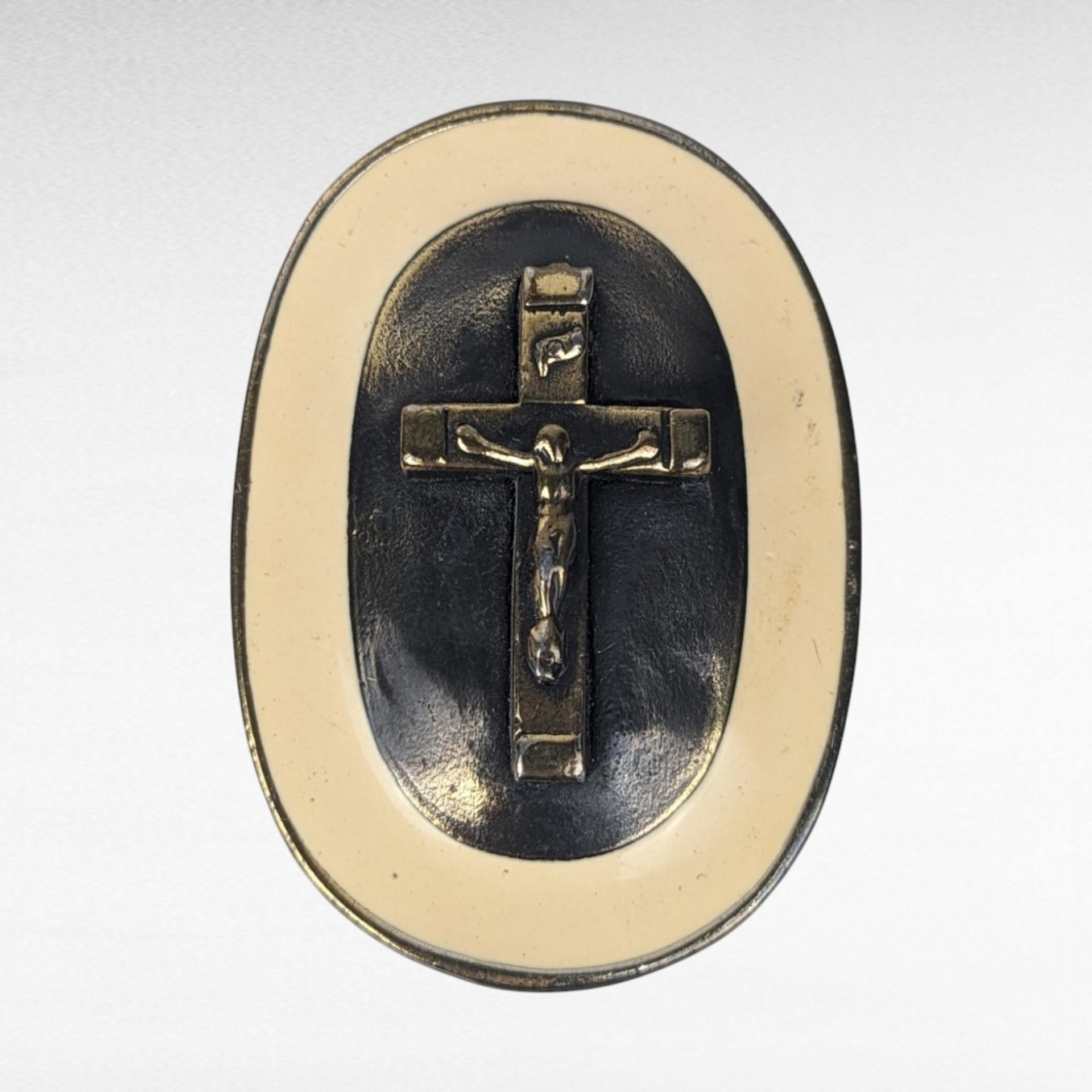 Vintage 1976 Oval Metal Belt Buckle with Cross | Religious Belt Buckle | Christian Gift | Collectible Buckle