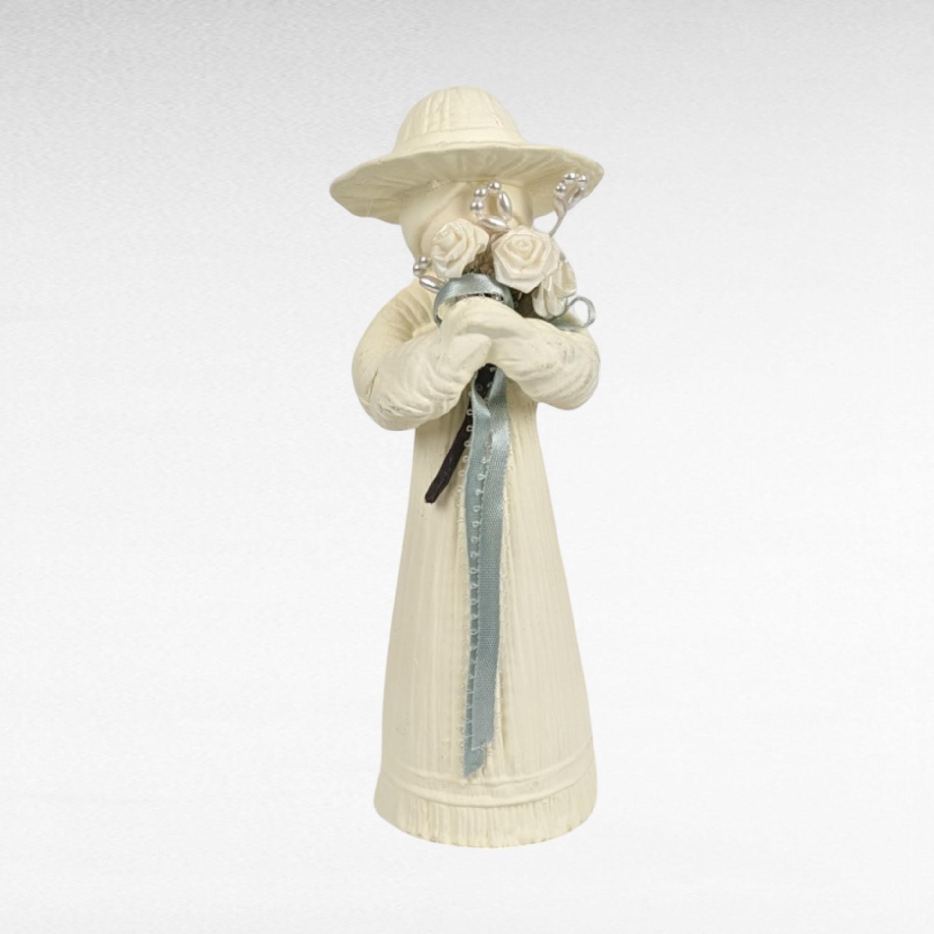 Vintage Mother Daughter Figurines | Ceramic Figurines | White with Blue Ribbon | Shabby Chic Decor | Gift for Mom
