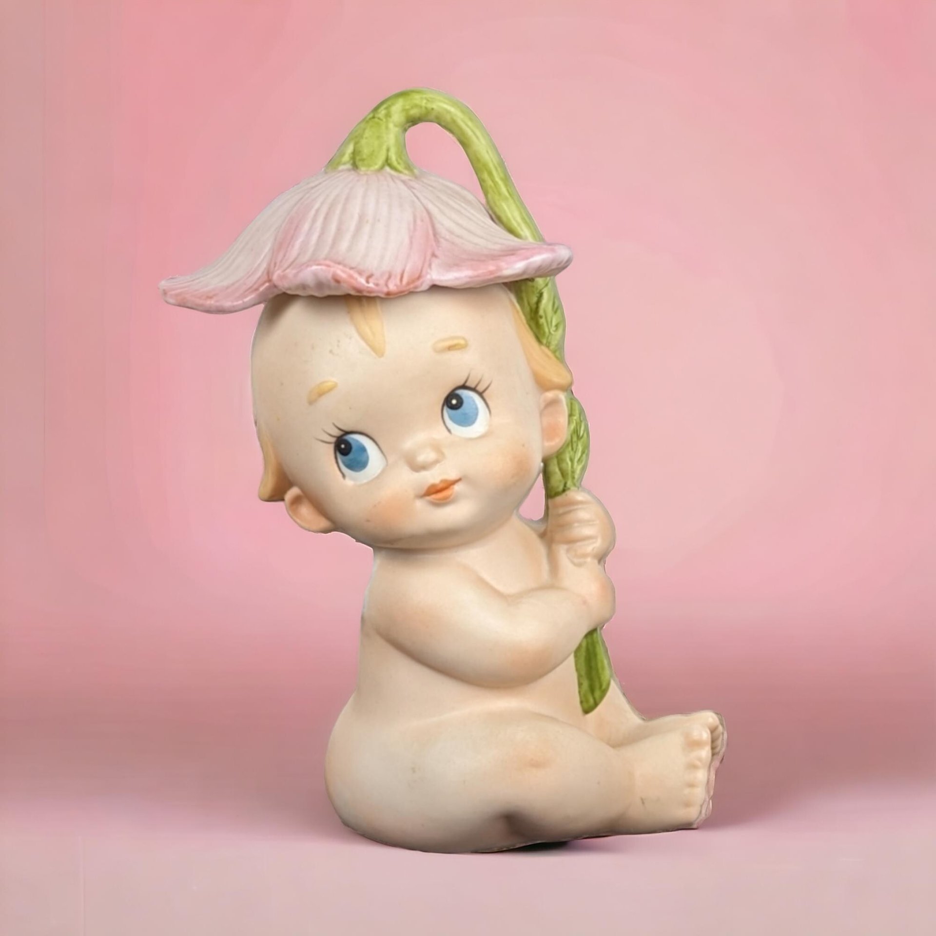 Vintage Porcelain Baby with Flower Lamp, Baby Figurine Lamp, Porcelain Lamp, Vintage Lamp, Child's Lamp