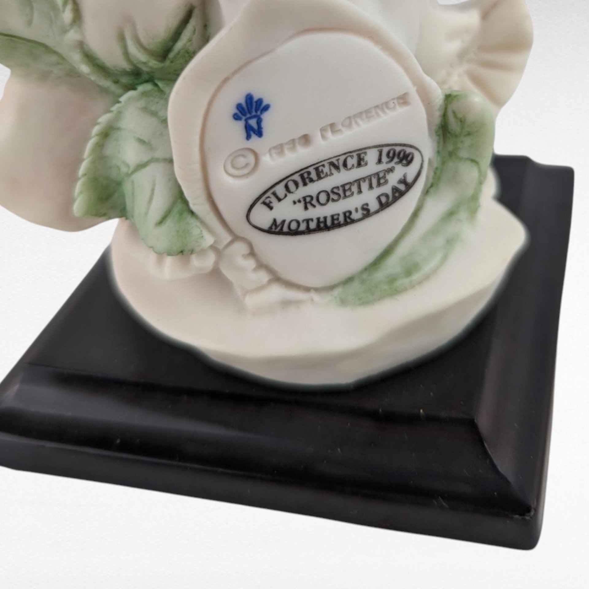 Vintage 1999 Florence Rosette Mother's Day Figurine - Giuseppe Armani - Porcelain Figurine - Girl with Roses