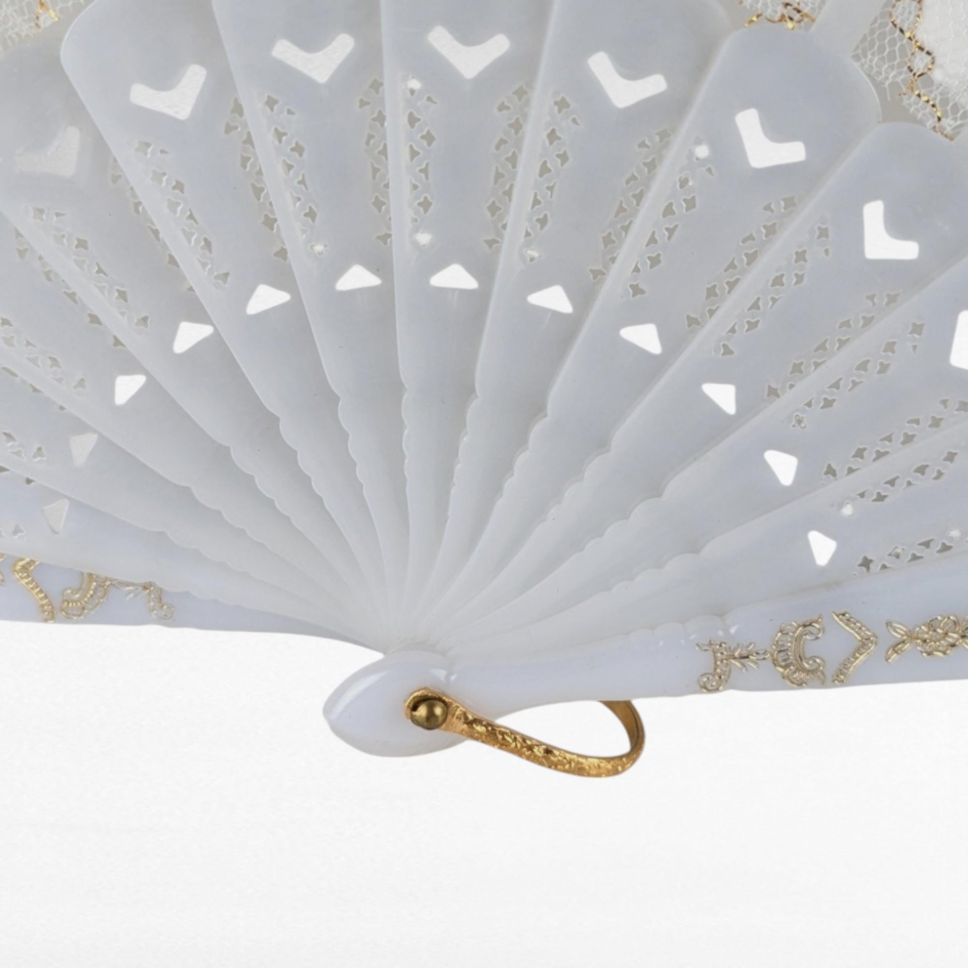 Vintage Lace Fan, Made in Japan, Elegant Hand Fan, Wedding Accessory, Bridal Gift, Dance Fan, Home Decor