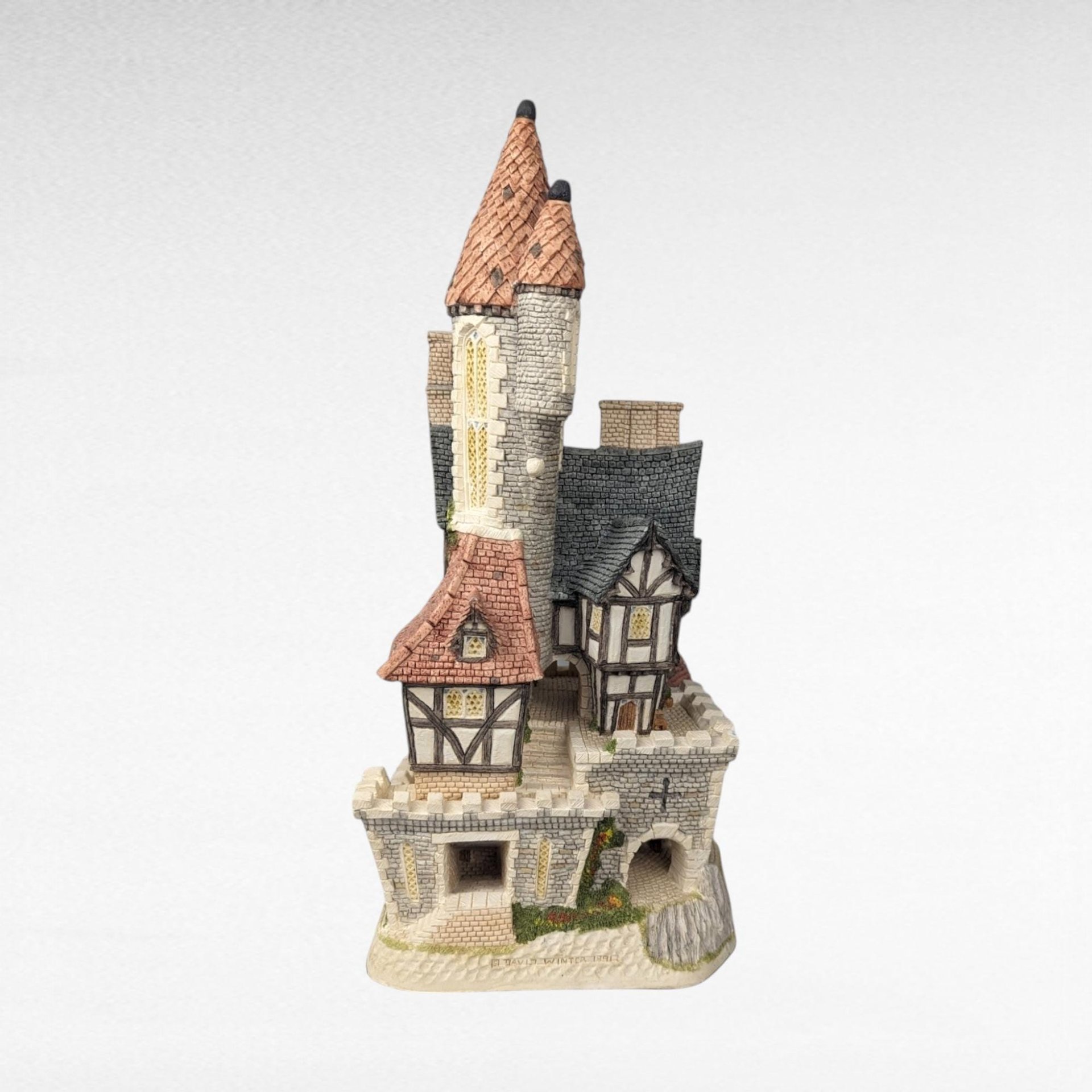 1991 David Winter Castle in the Air, Signed, Collectible Fantasy Cottage, Whimsical Decor, Unique Gift