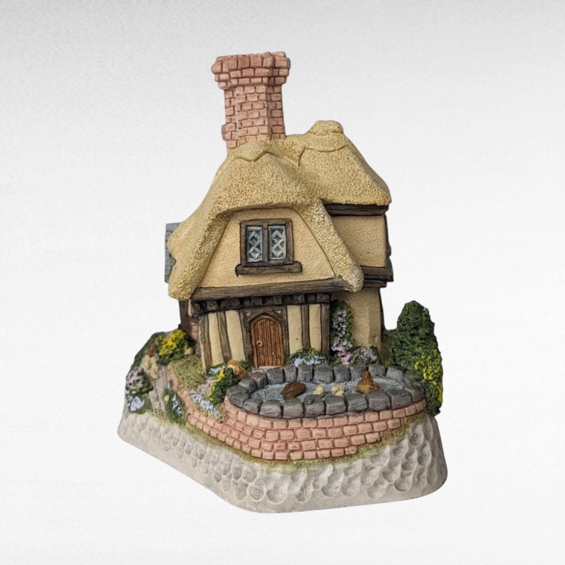 1994 David Winter Cottage "Spring Hollow" | with COA and Original Box | Vintage Collectible