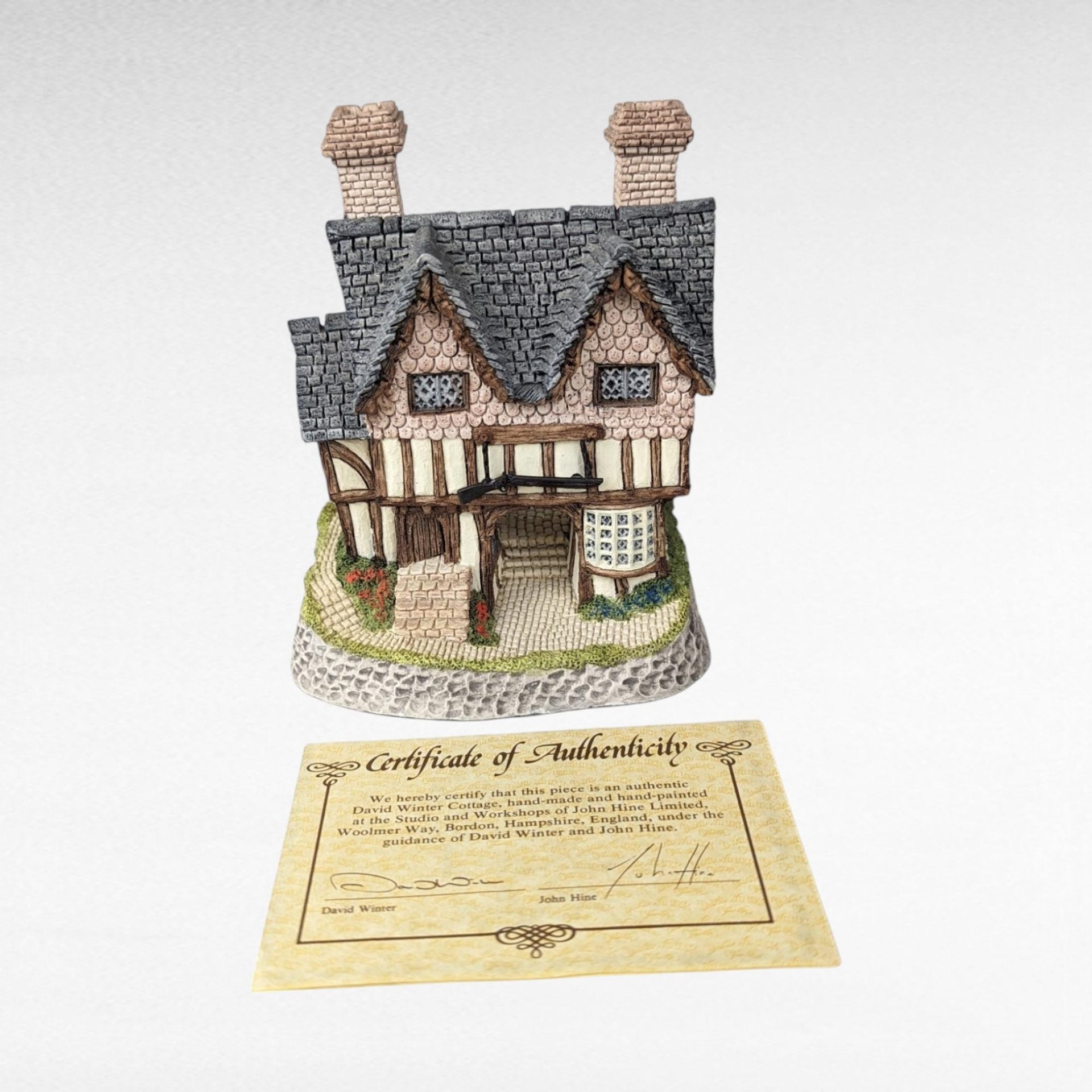 1987 David Winter "Gunsmiths Cottage" | The Midlands Collection | with COA and Box