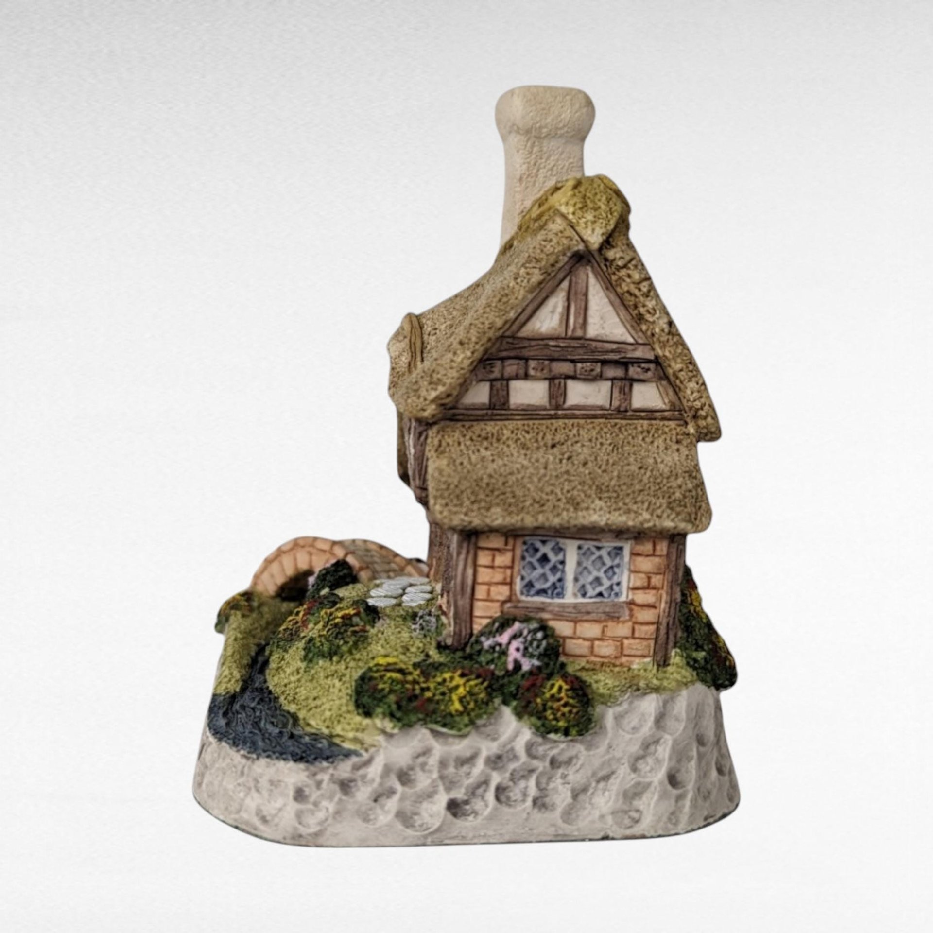 1993 David Winter Cottage "Crystal Cottage" | Signed | with COA and Original Box